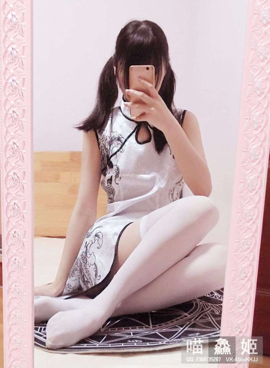 Internet celebrity  belle ta - Miao Xian Ji cheongsam