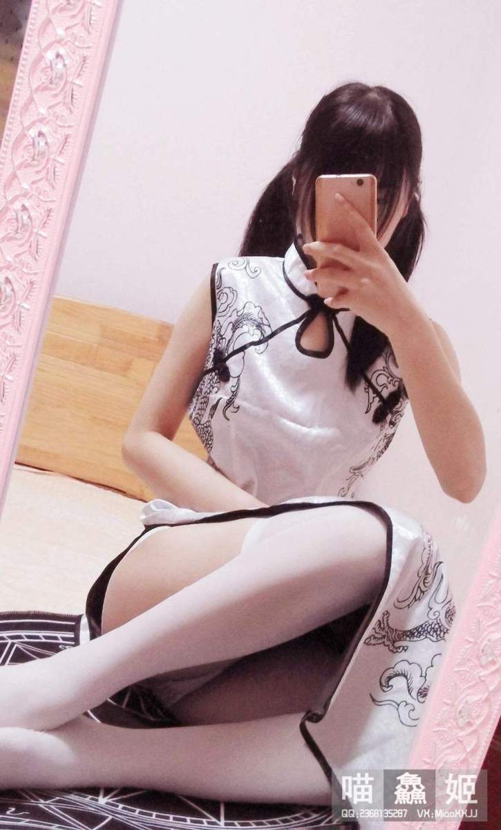 网红萝莉-喵鱻姬 旗袍