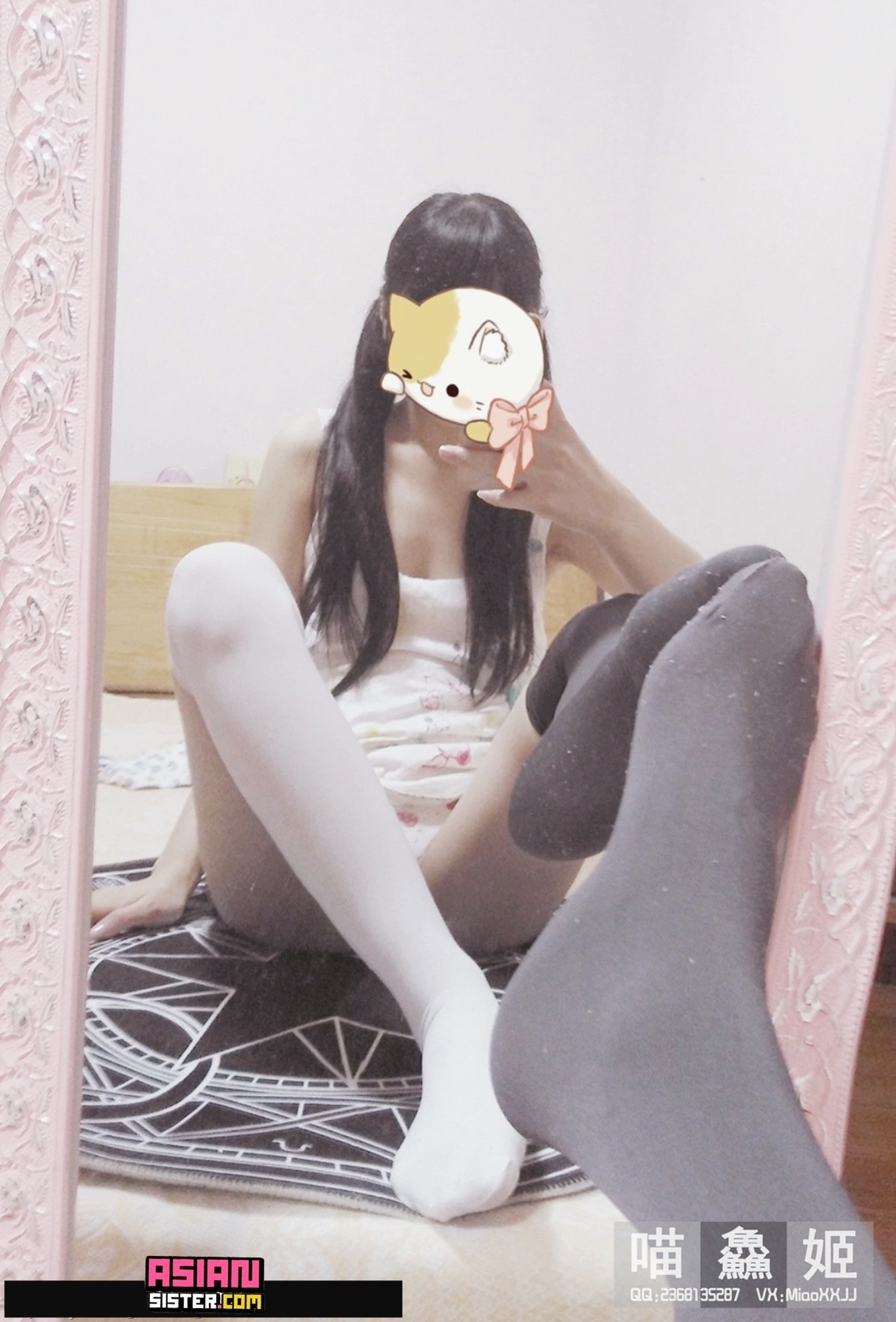 เน็ตไอดอลลอลิตา-เมียวเซี่ยนจี ถุงเท้าดำขาว