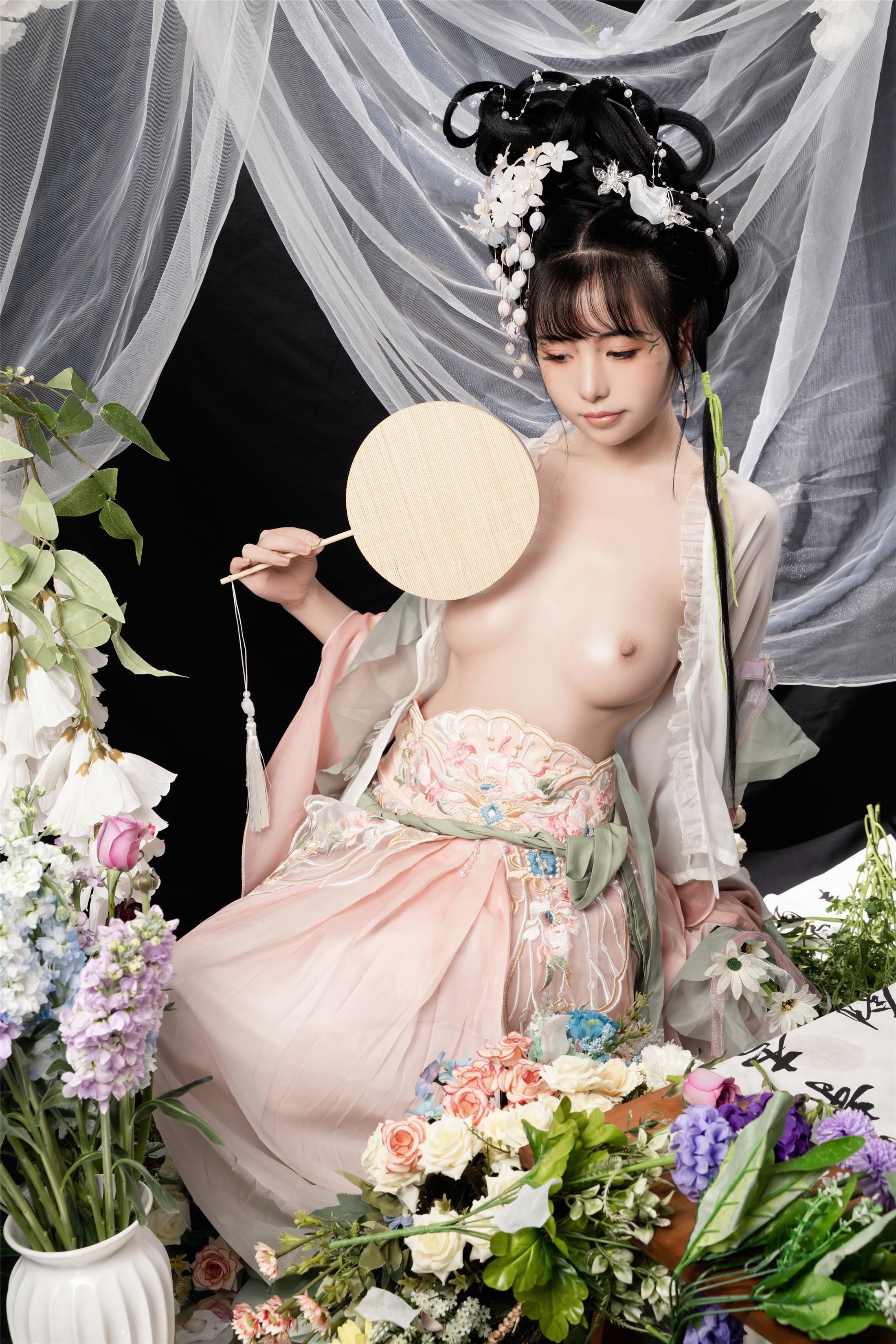 ミャオシャオジ - 花間集 83P