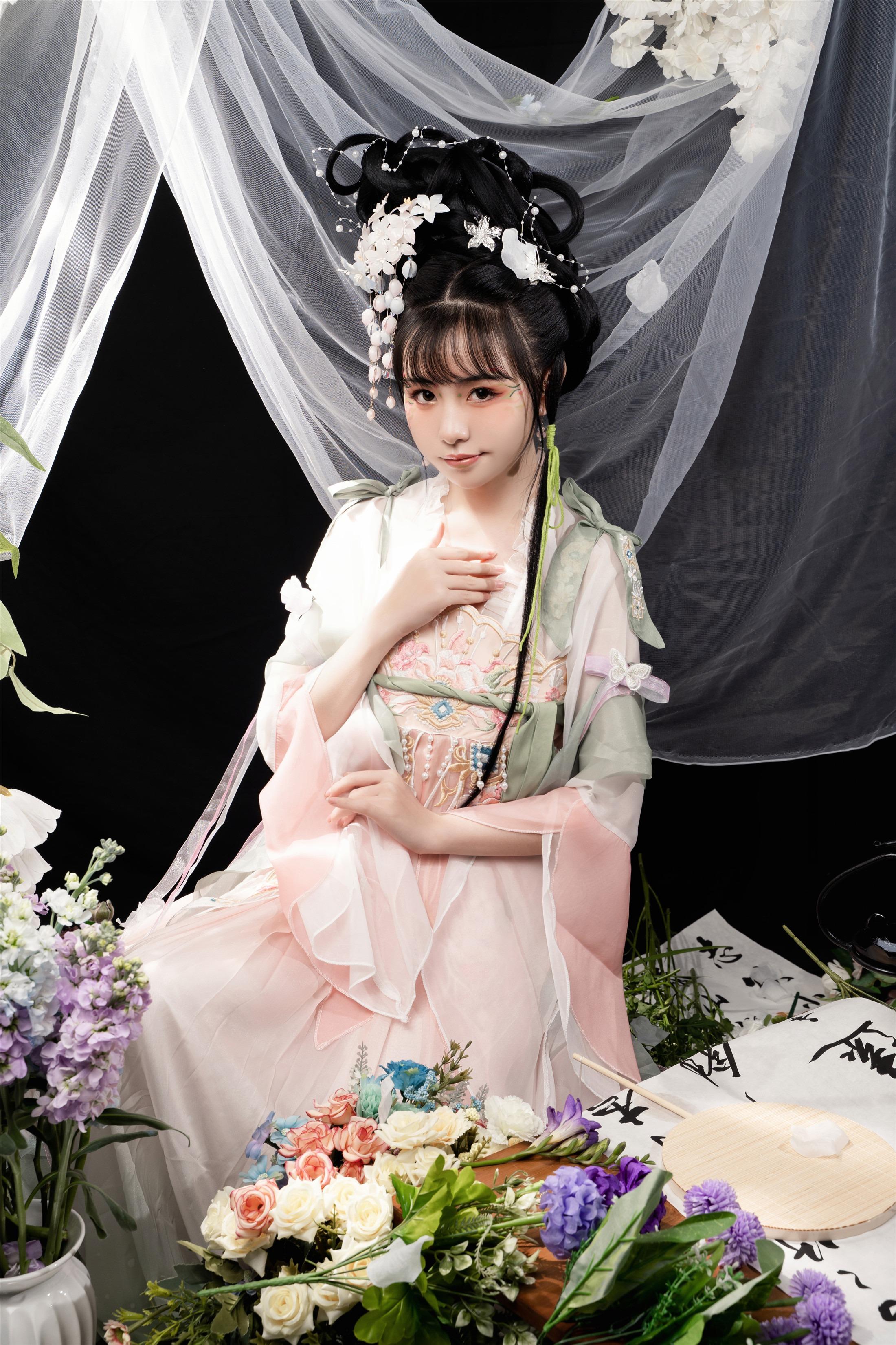 喵小吉 - 花间集 83P