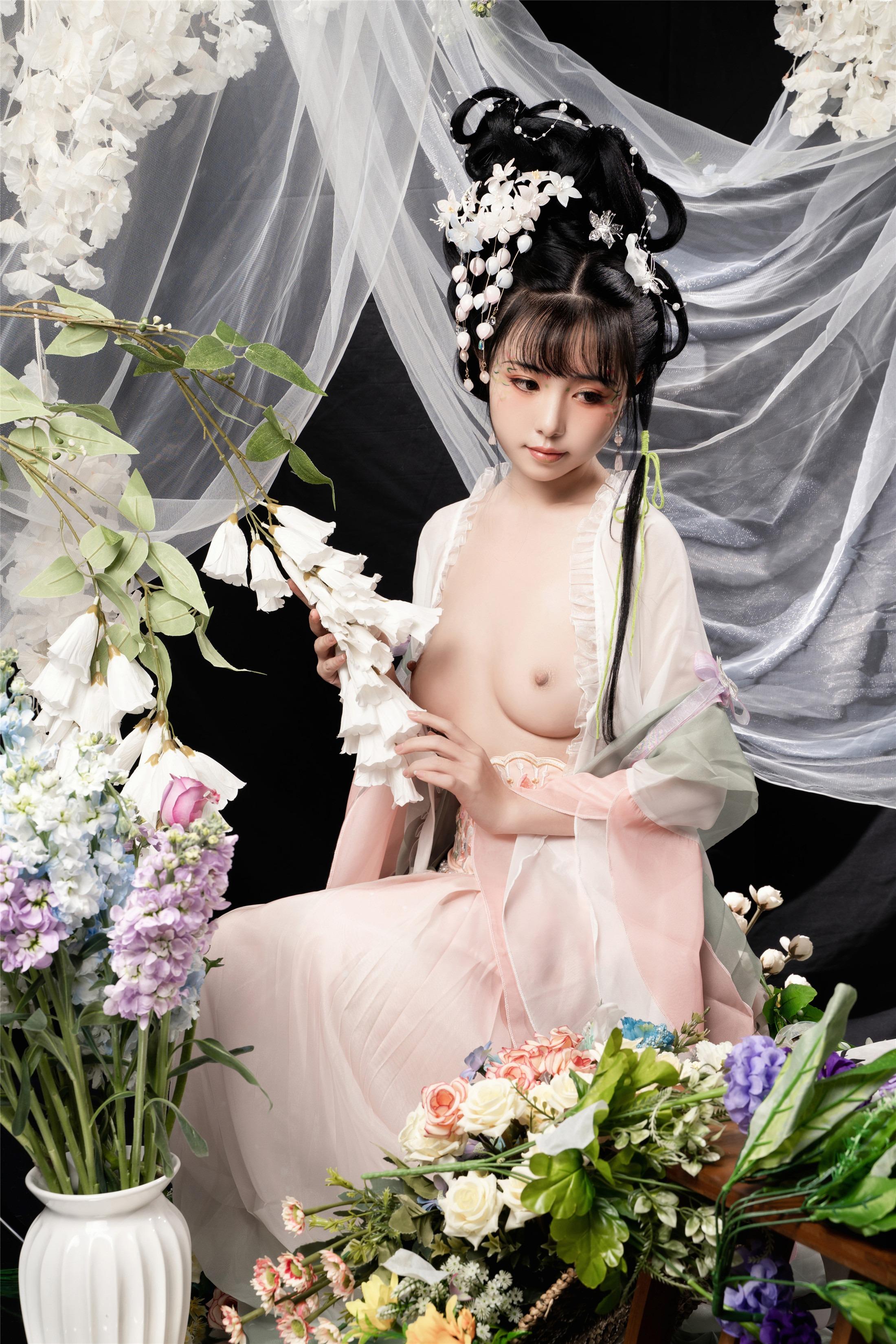 ミャオシャオジ - 花間集 83P