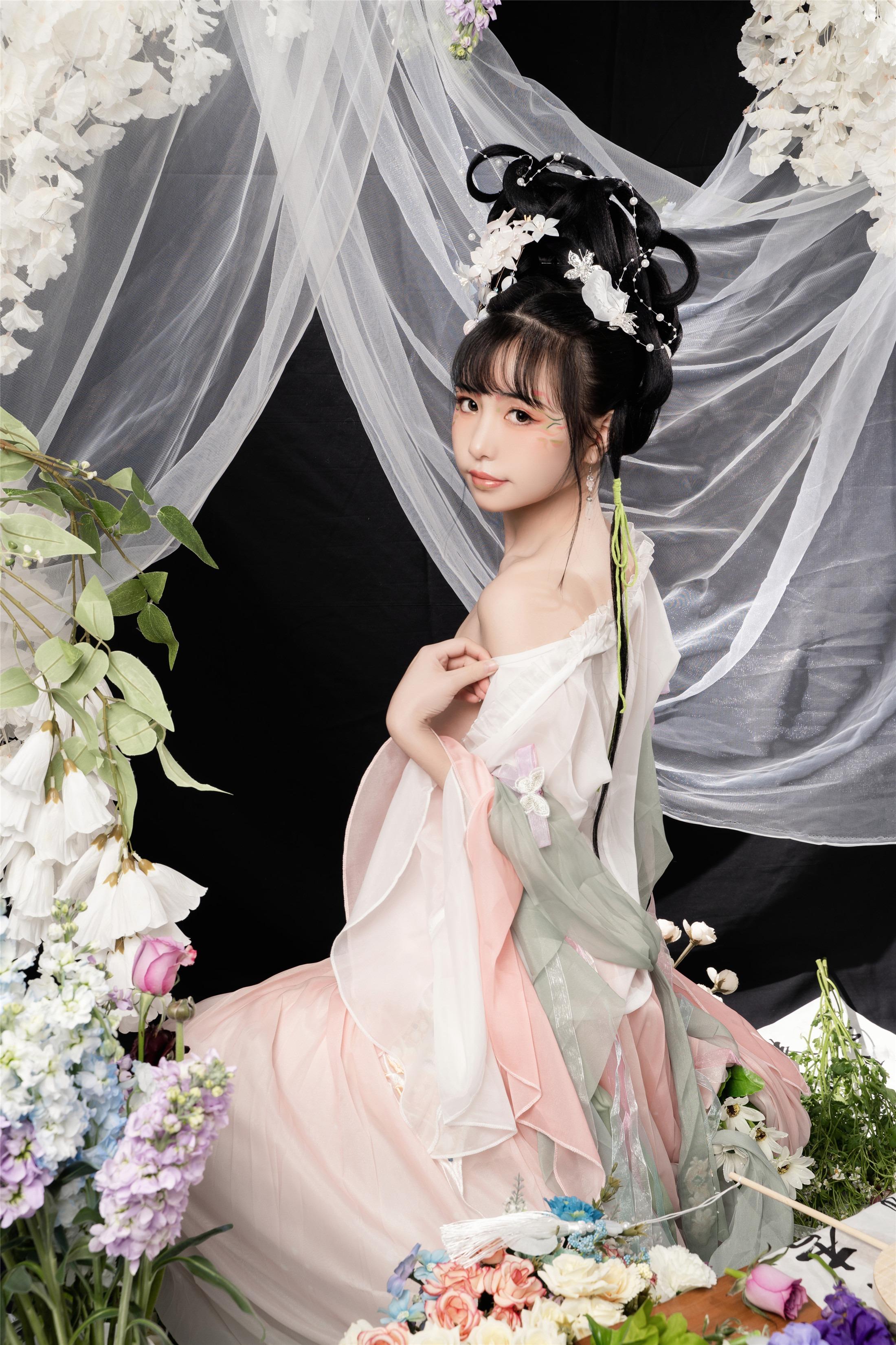 ミャオシャオジ - 花間集 83P