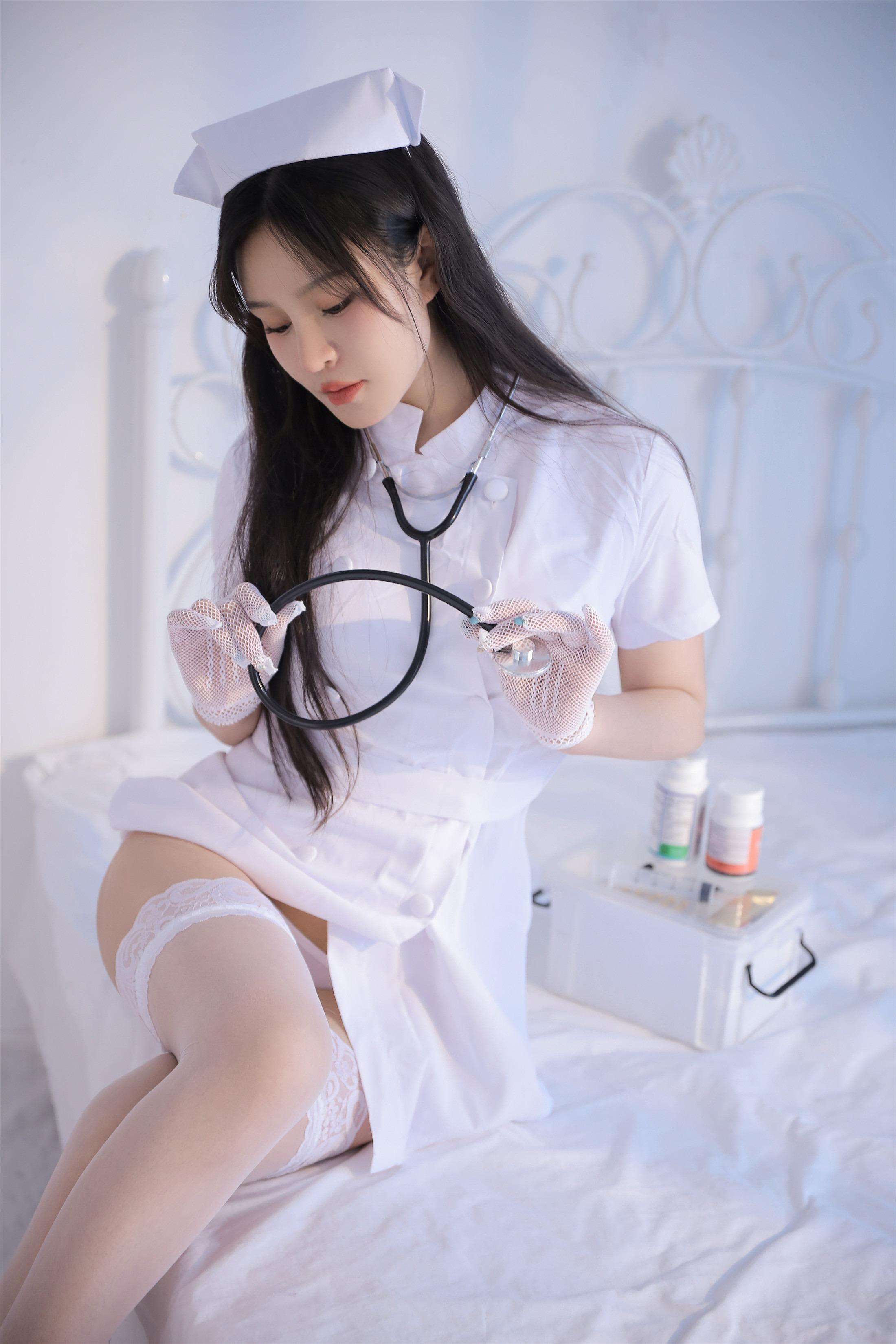 トウダンジャン – 看護師さん 60P