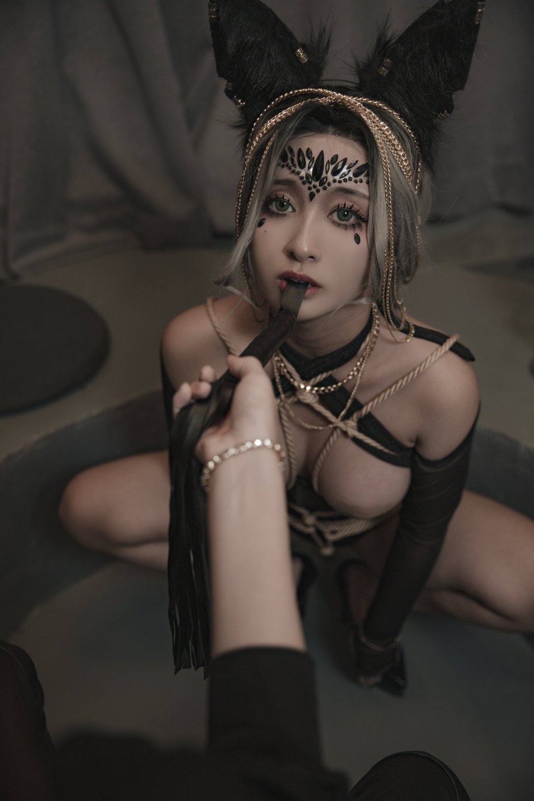 Luo Li  belle SAMA No. 32: Wolf Girl - The Wolf Woman's Training