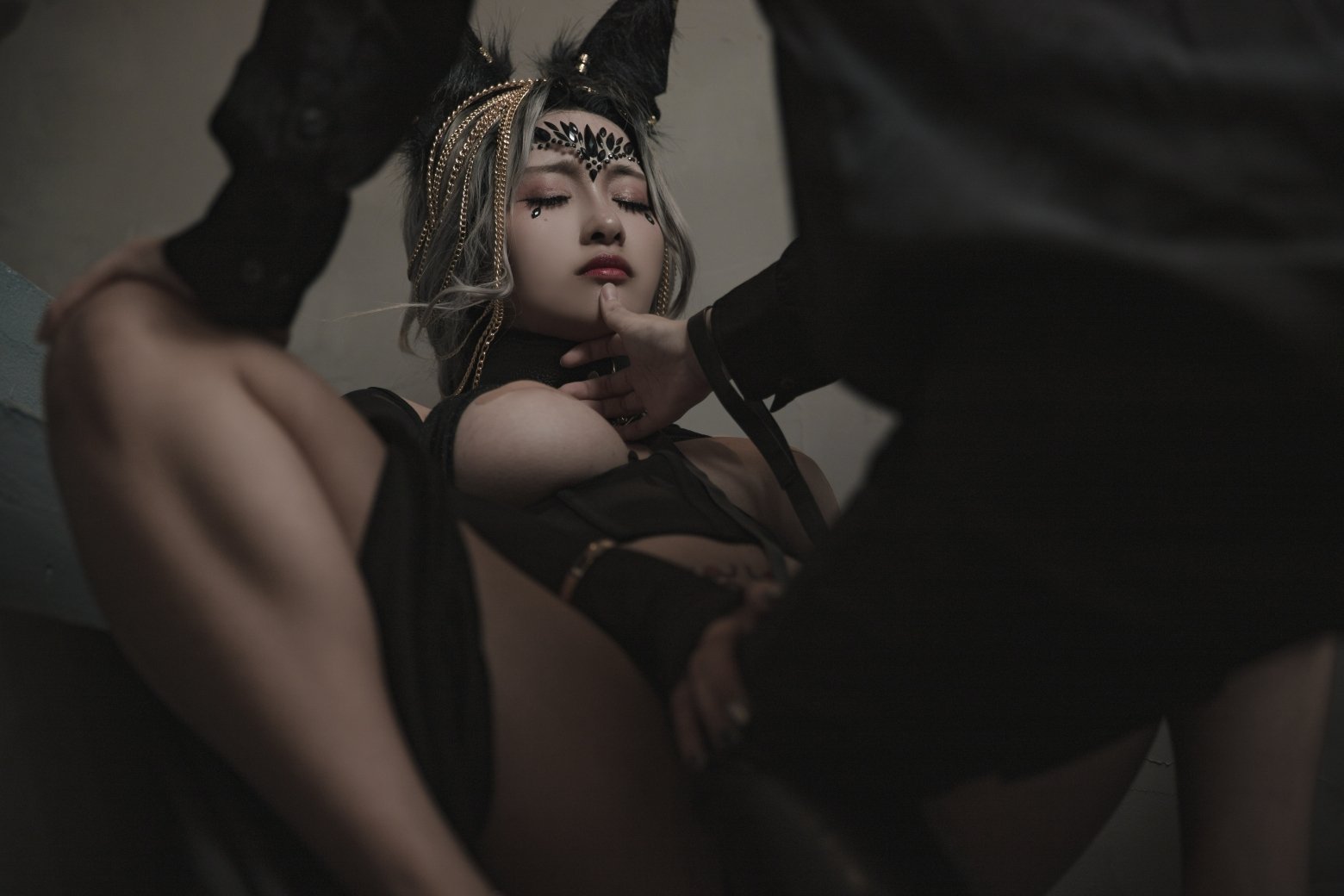 Luo Li  belle SAMA No. 32: Wolf Girl - The Wolf Woman's Training