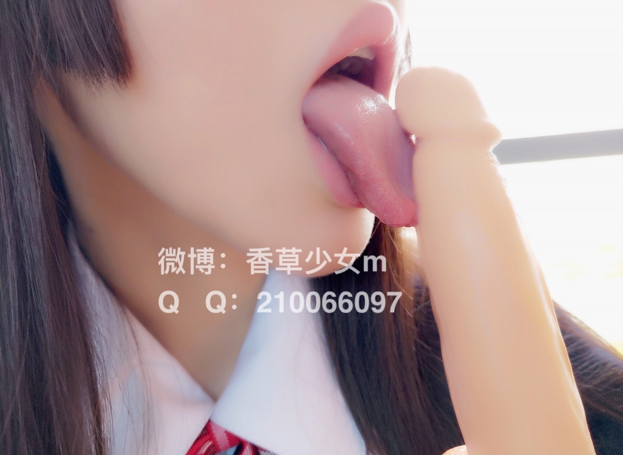 Vanilla Girl m: The Lustful Top Student on the Rooftop