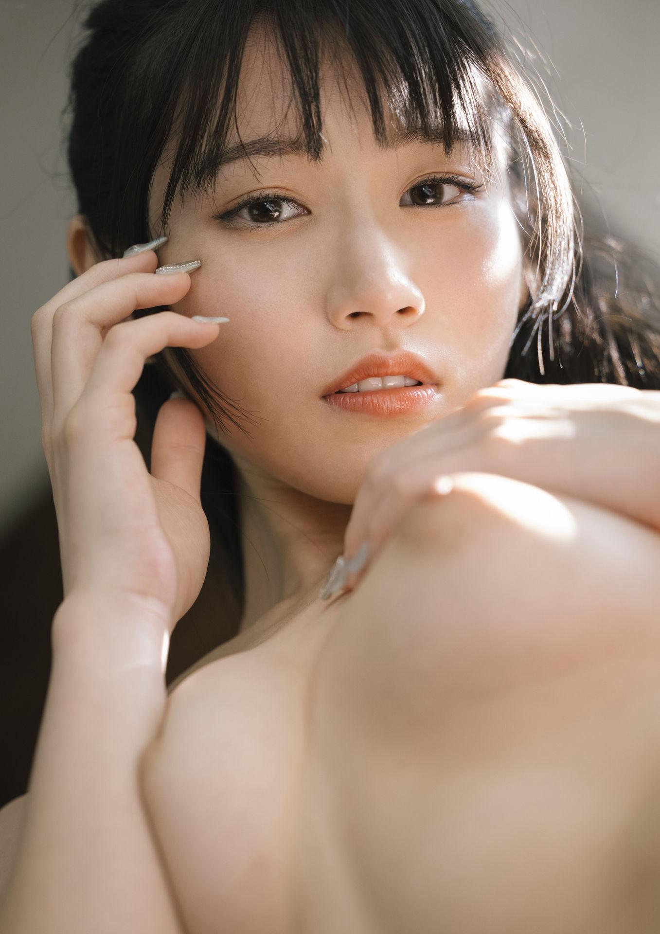 河北彩花寫真集「So in Love」78P