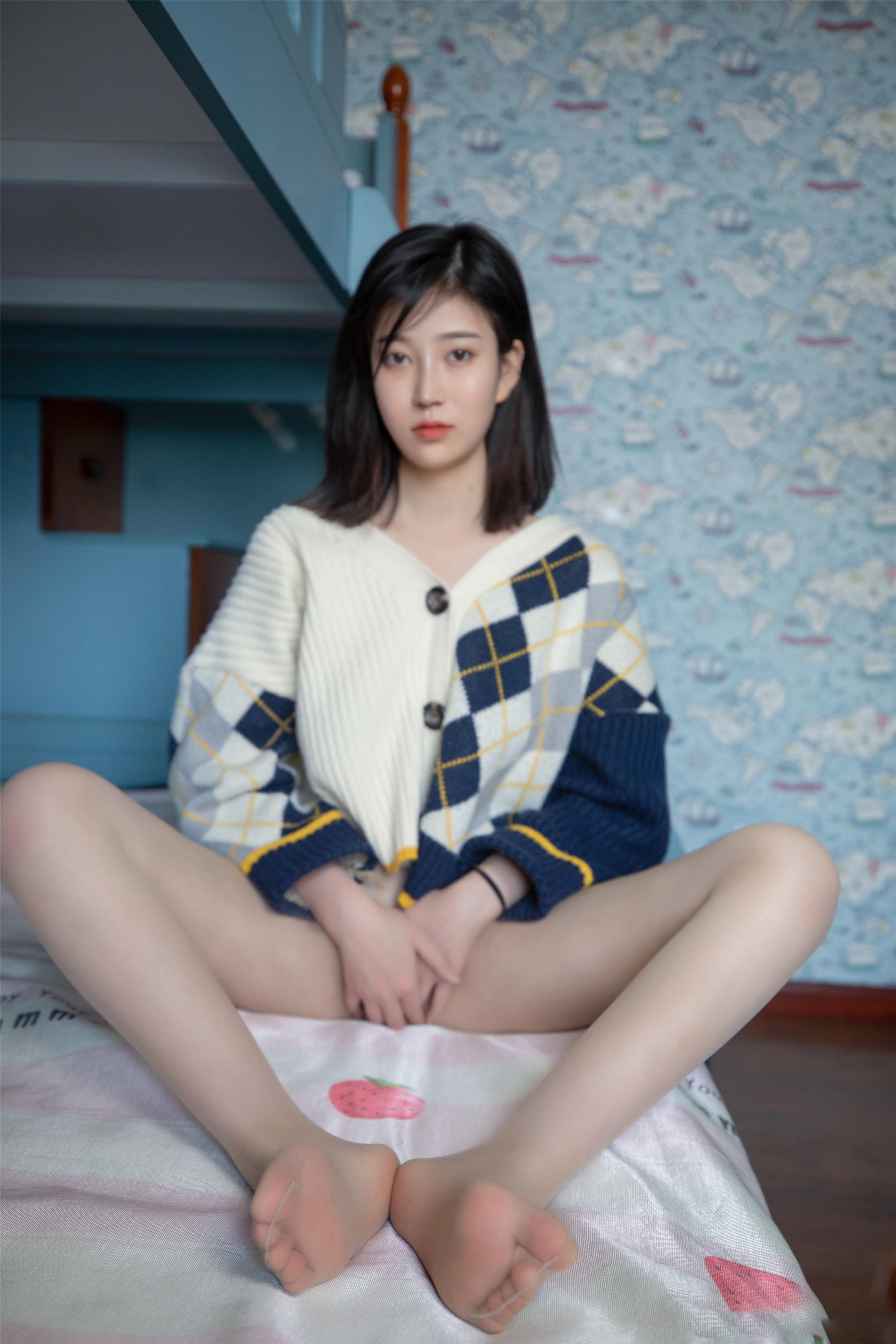 年年 - 子然 [57P
