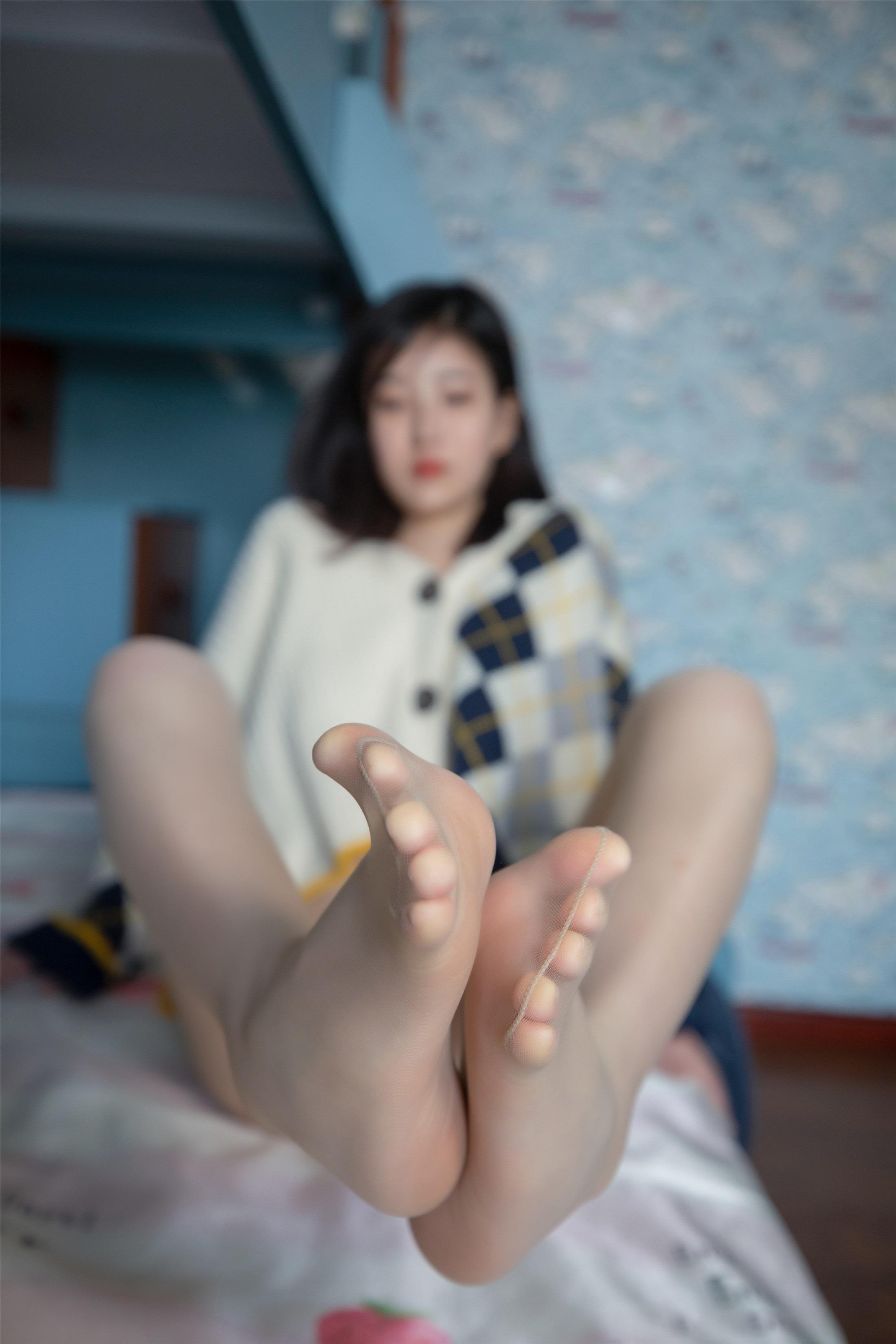 年年 - 子然 [57P