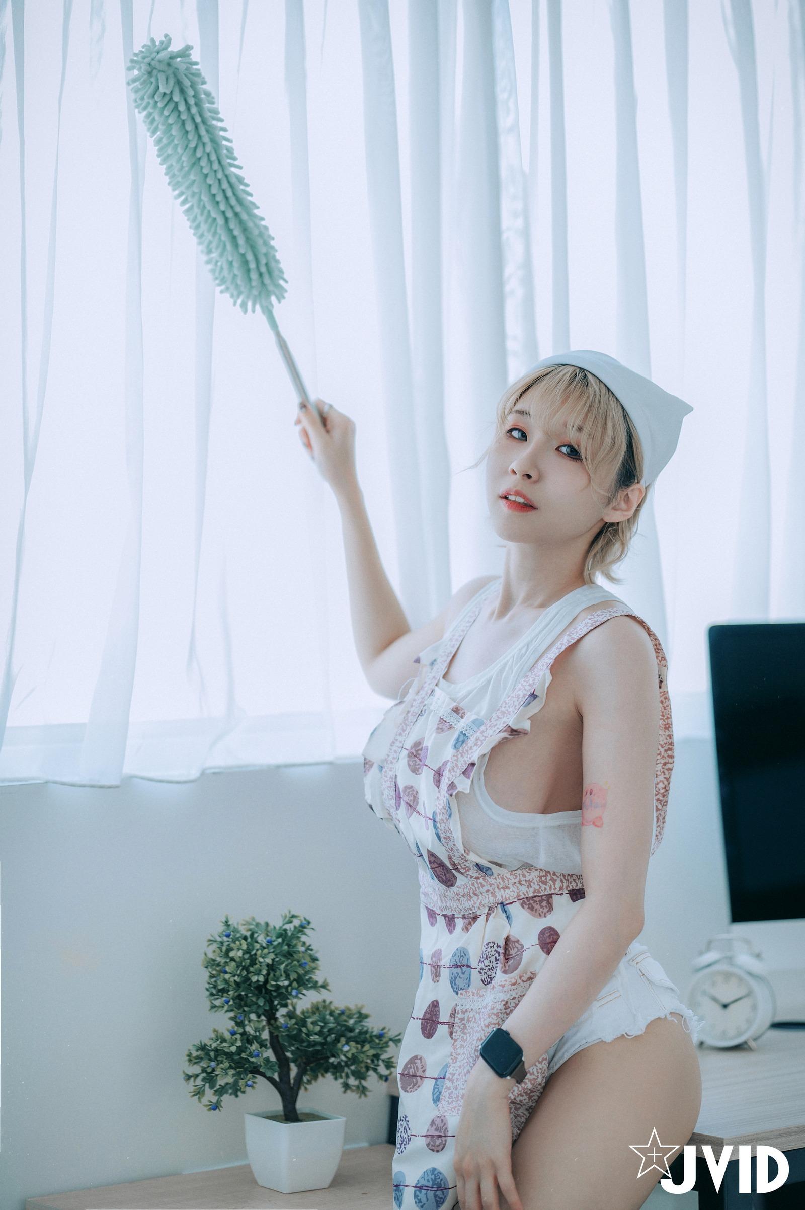 JVID] Lý Phi Nhi - Nhà quản gia: Giải phóng dục vọng 131P