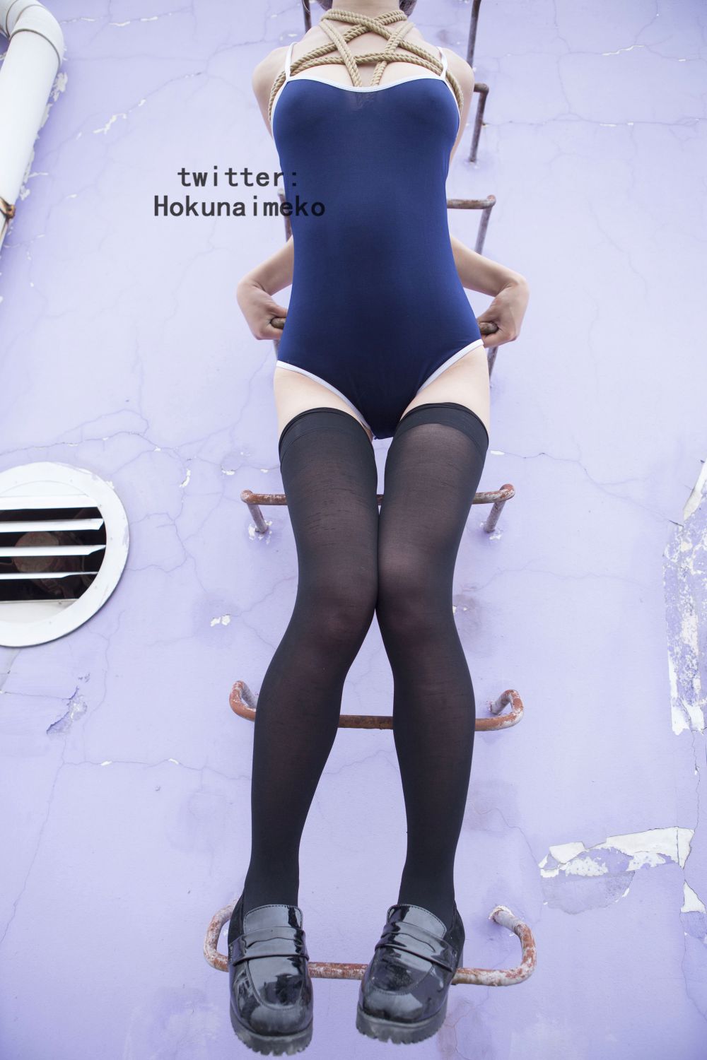 Hokunaimeko] Siết chặt! Phơi bày! Áo tắm học đường của JK!