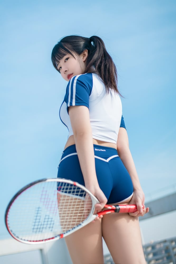 Husensen NO.008 Gymnastics