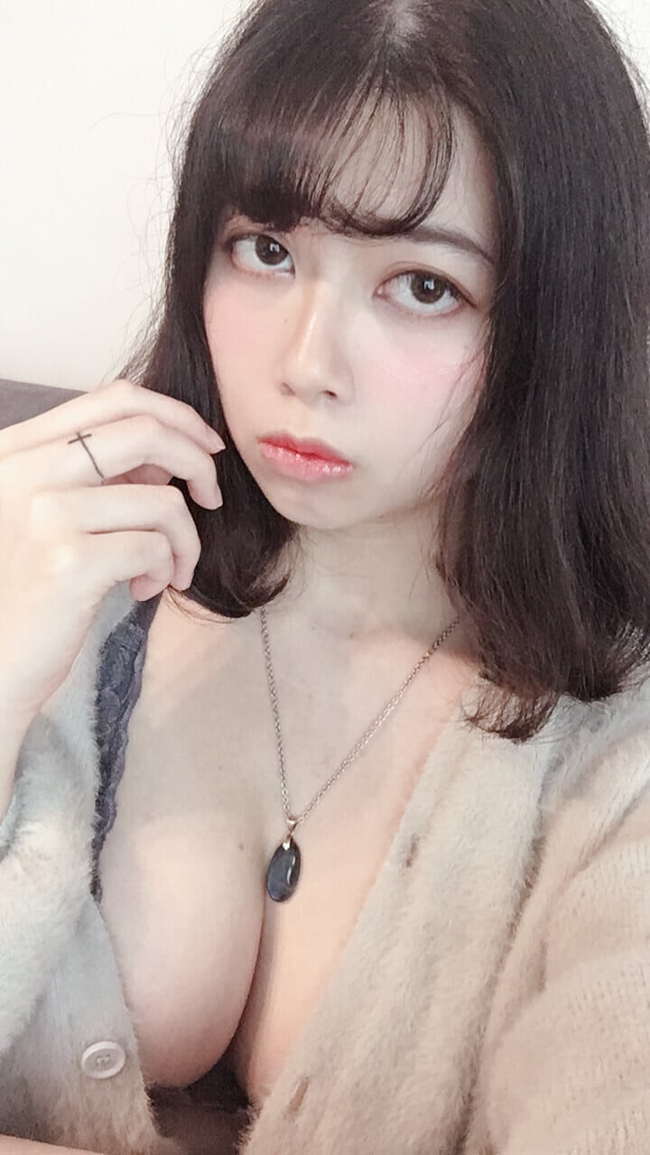 Hieey (海爾陛下Hieey.Heika)