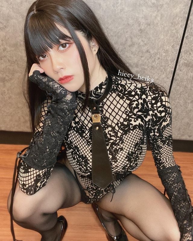 Hieey (Hải Nhĩ Bệ Hạ Hieey Heika)
