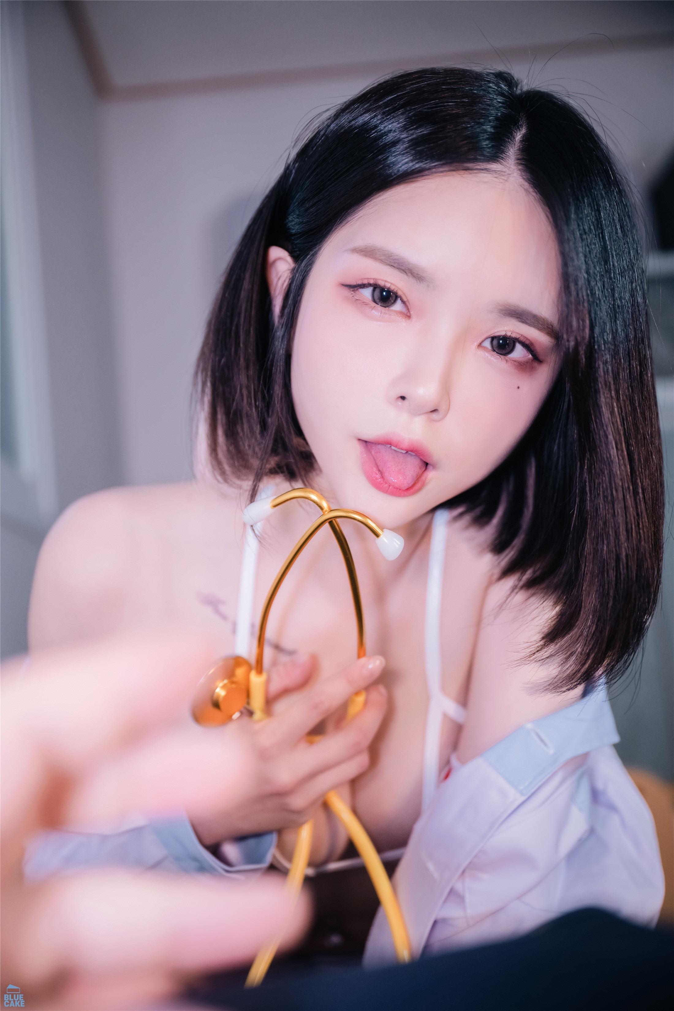 [BLUECAKE] Hikari Vol.04 BAD DOCTOR Succubus RED+ 146P