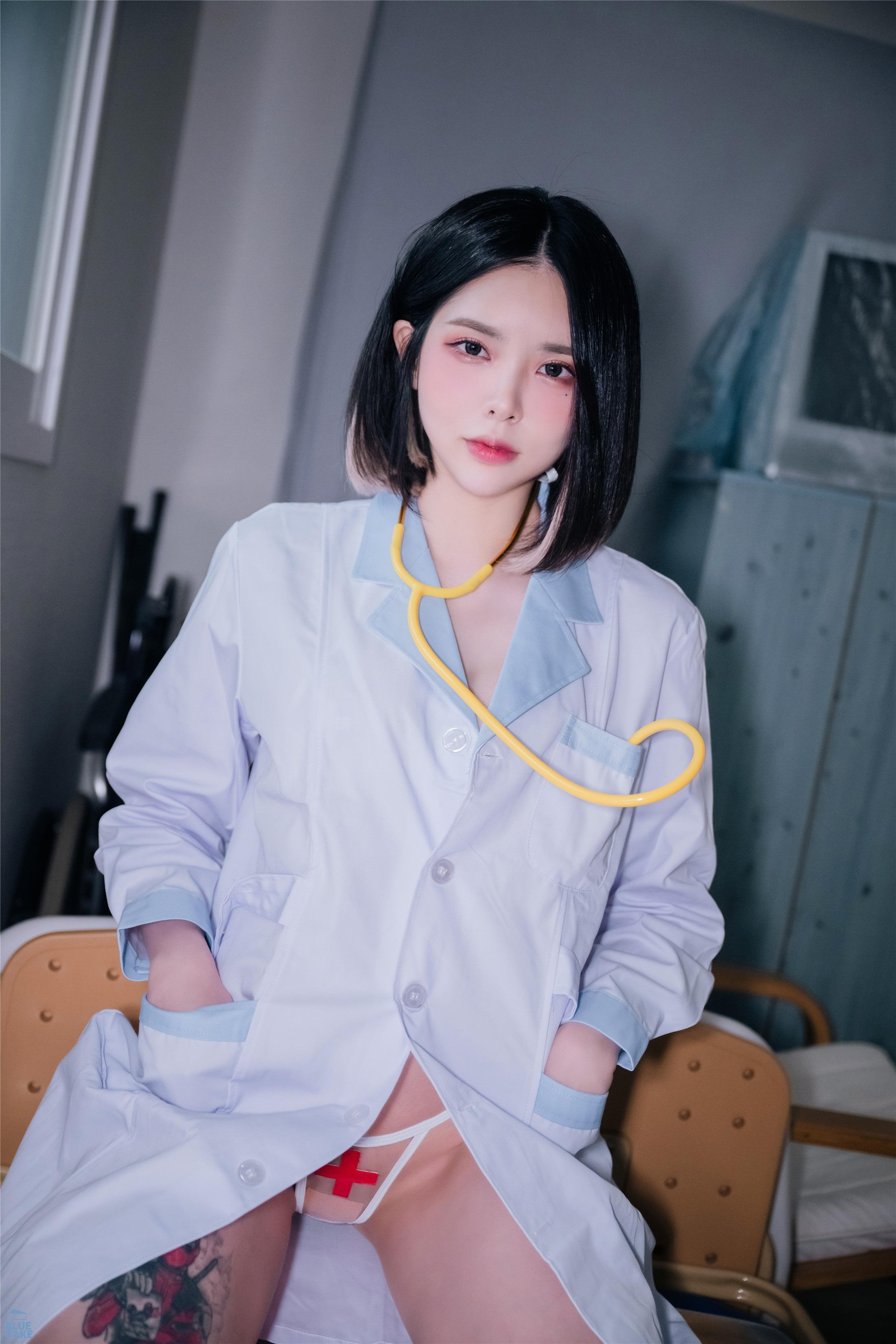 BLUECAKE] Hikari Tập 04: BAD DOCTOR Succubus RED+ 146 Trang
