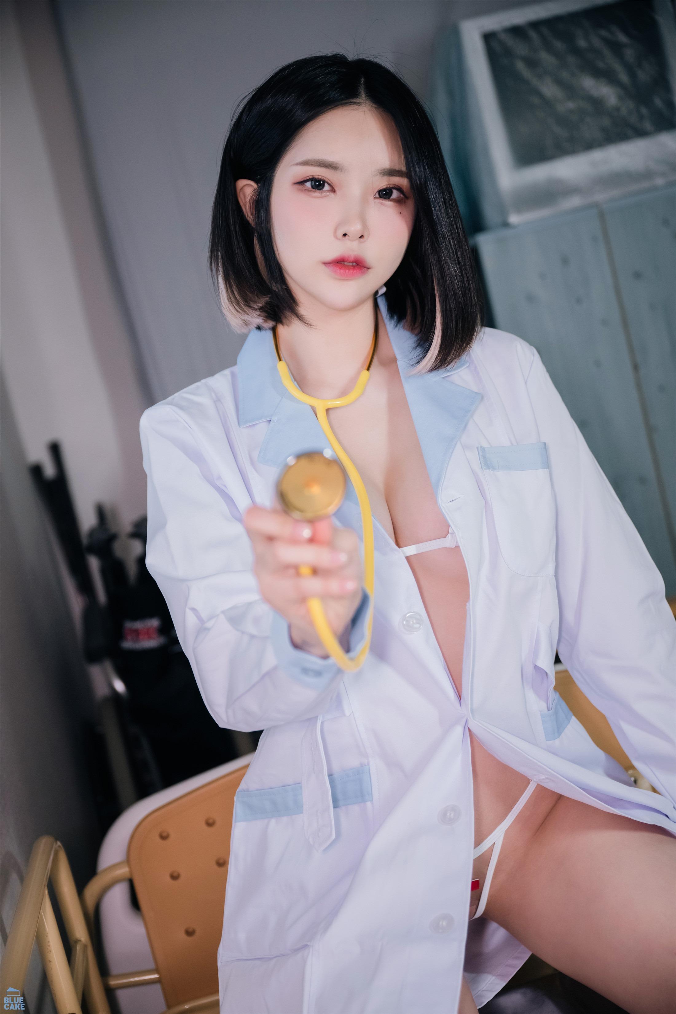 BLUECAKE] Hikari Tập 04: BAD DOCTOR Succubus RED+ 146 Trang