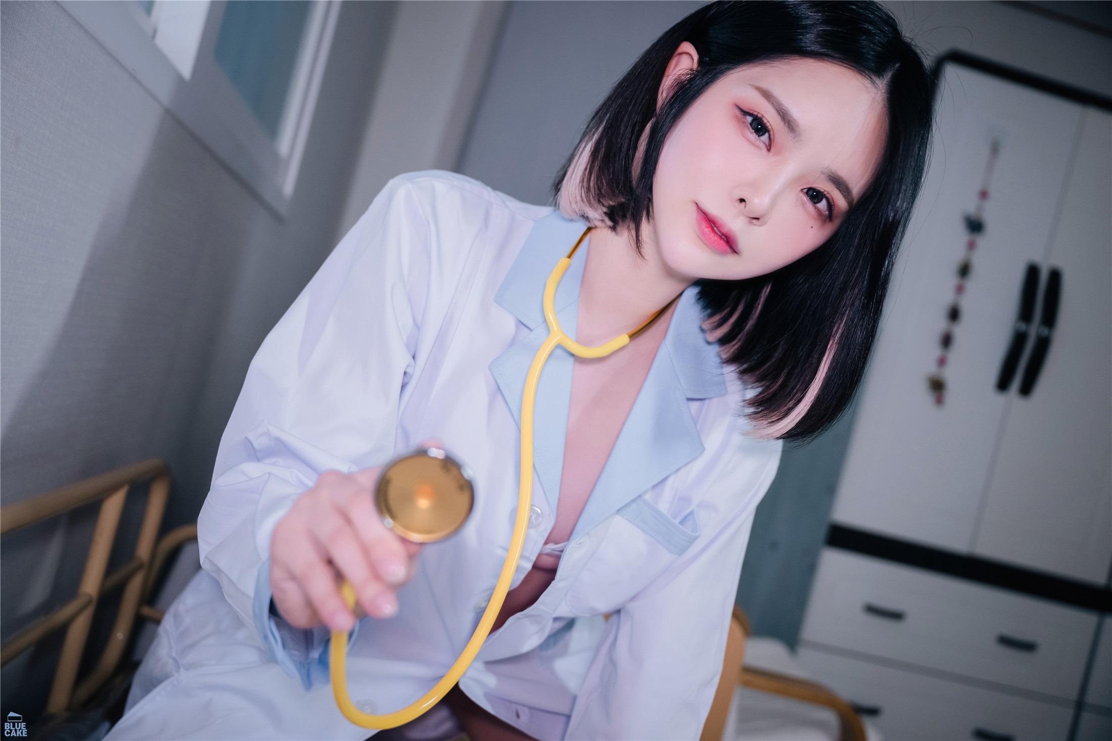 BLUECAKE] Hikari Tập 04: BAD DOCTOR Succubus RED+ 146 Trang
