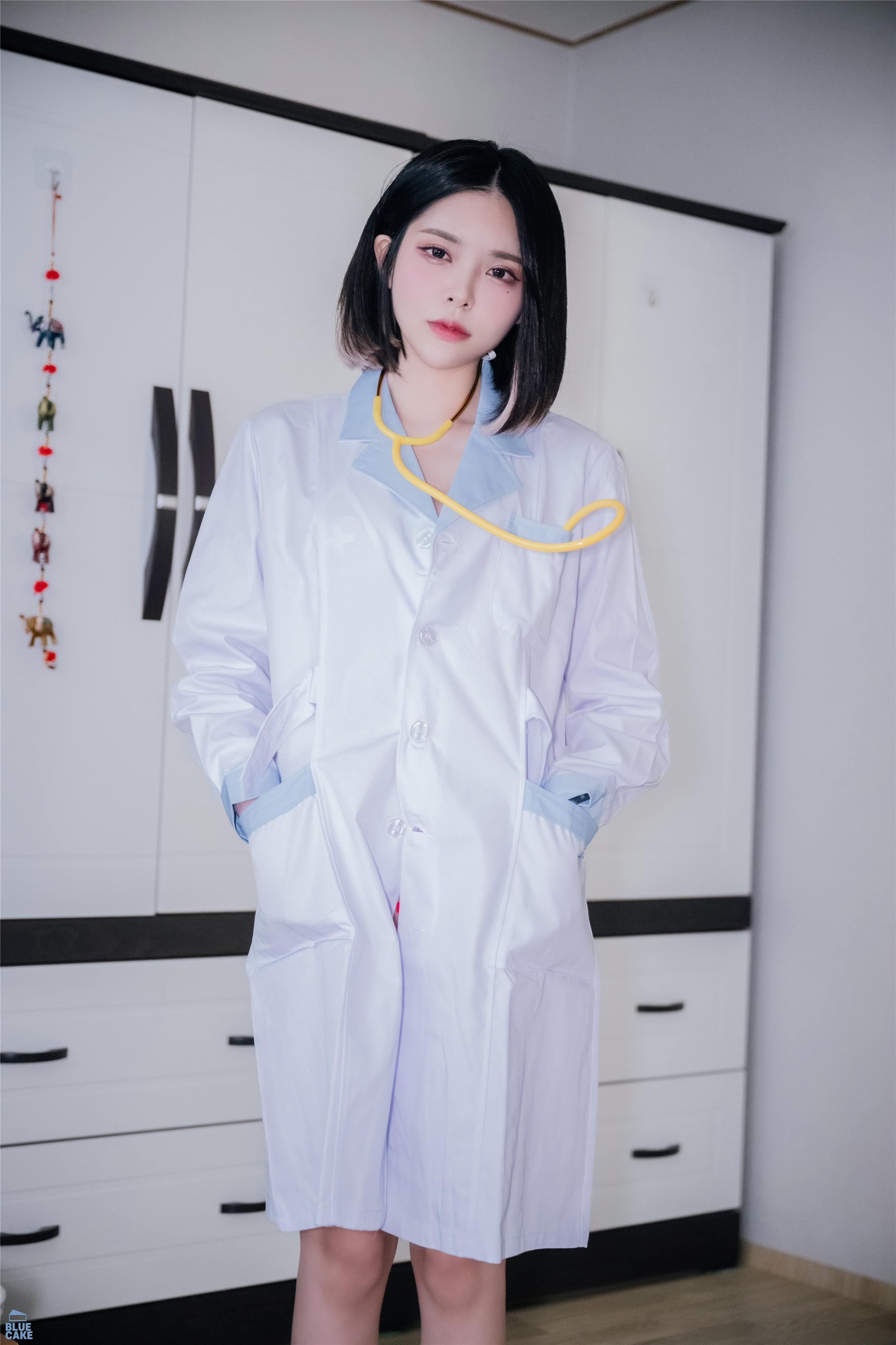 BLUECAKE] Hikari Tập 04: BAD DOCTOR Succubus RED+ 146 Trang