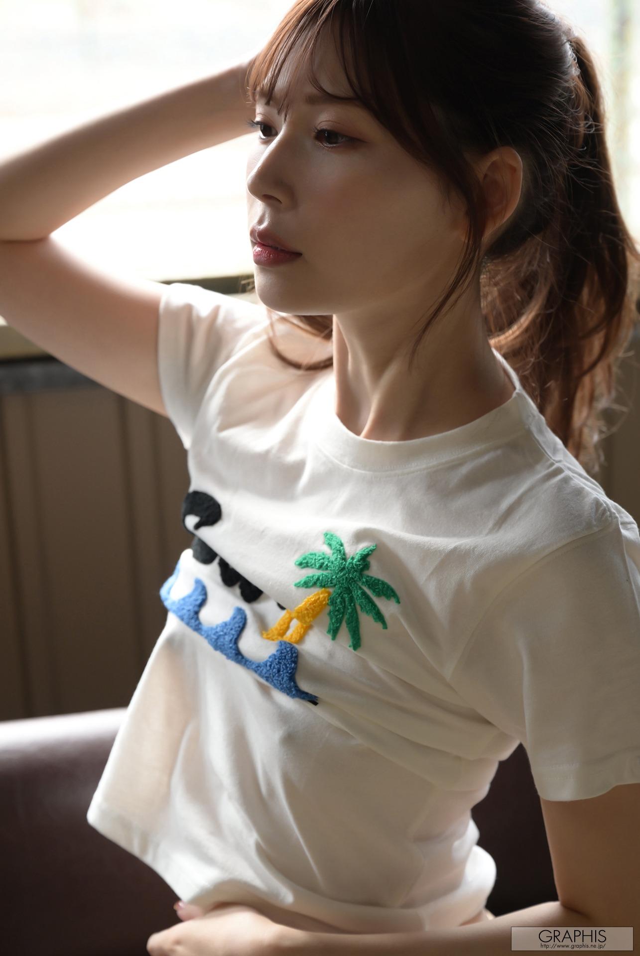 Graphis] Gals – Tsumugi Akari 明里つむぎ «Trái Tim Trong Sáng!» 141P