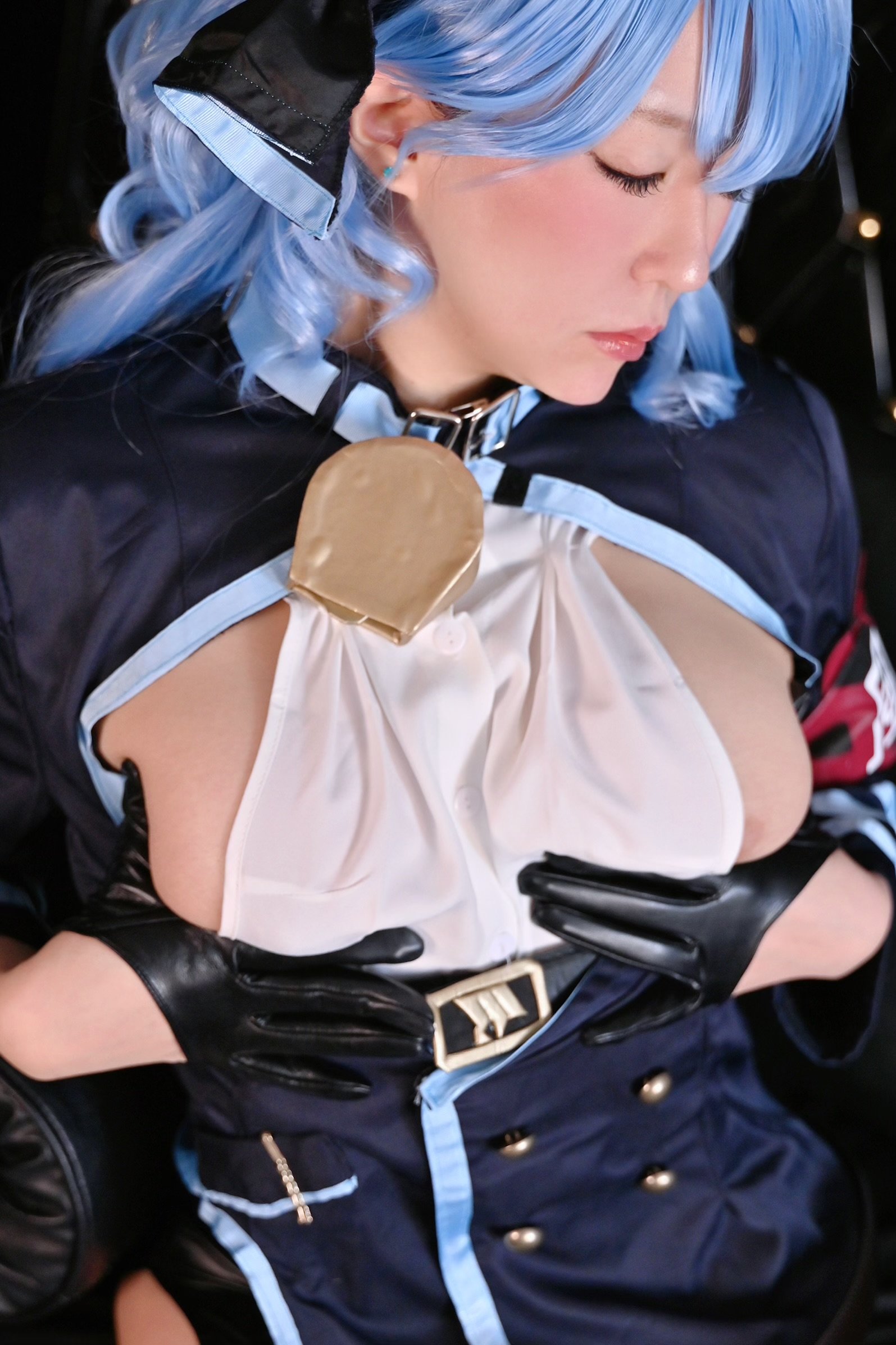 林檎蜜紀] 蘋果蜜月妄想區vol.3 腋下乳房完全露出的豐滿大屁股迷你裙，什麼風紀！很快就墮入快樂的Blue Archive·天雨阿科的角色扮演 (Blue Archive)