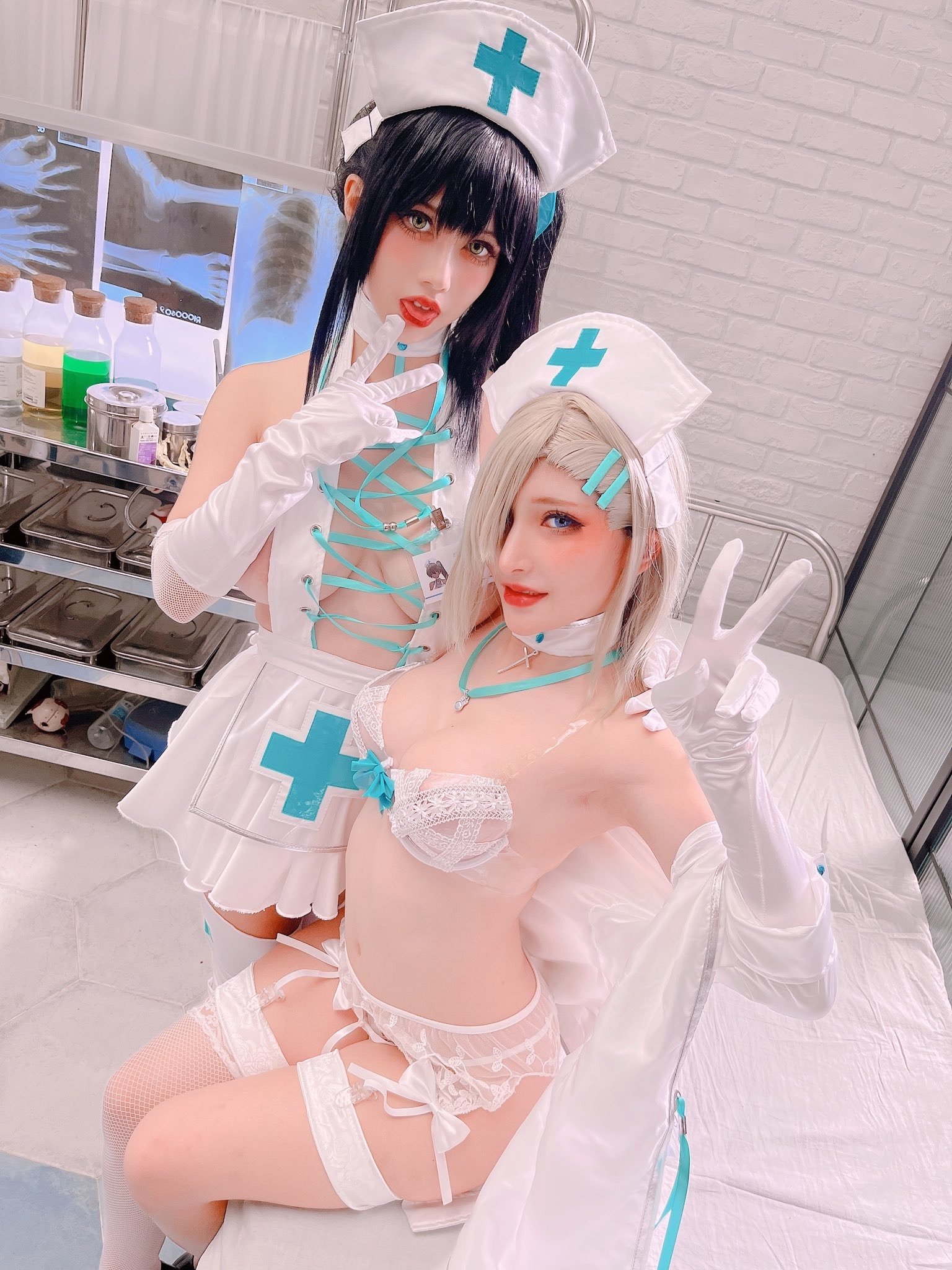 ファンタジー ファクトリー - アスナ と カリン