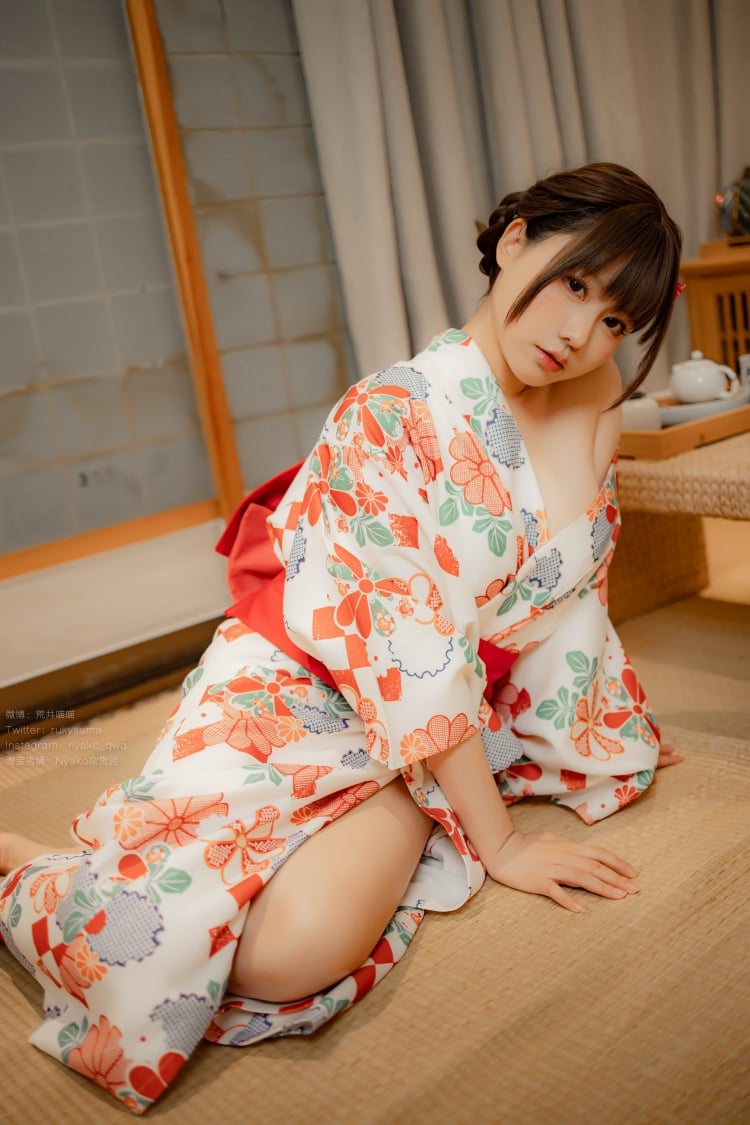 Nyako Meow Zi Bản điện tử 41 Hòa Phong Lãng Mạn + Tự chụp