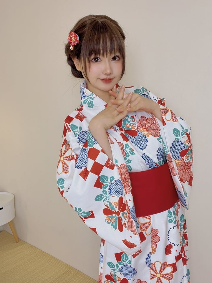 nyako喵子 Electronic Version 41 Japanese Romantic + Selfie