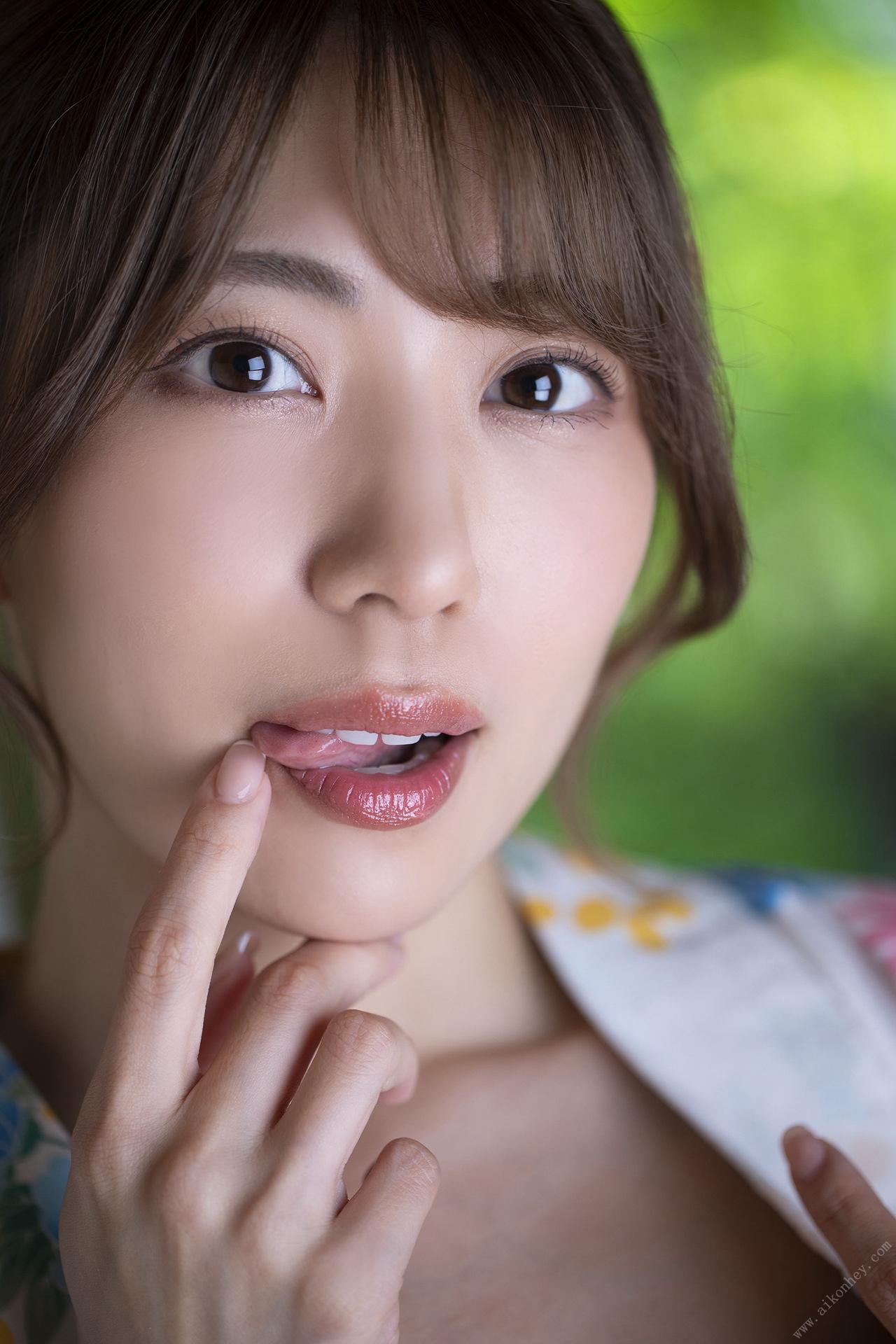 山岸逢花 毛髮裸體攝影集《百花》89P