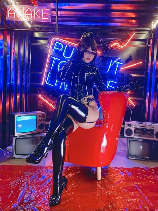 白燁 VOL.037 女王指揮官