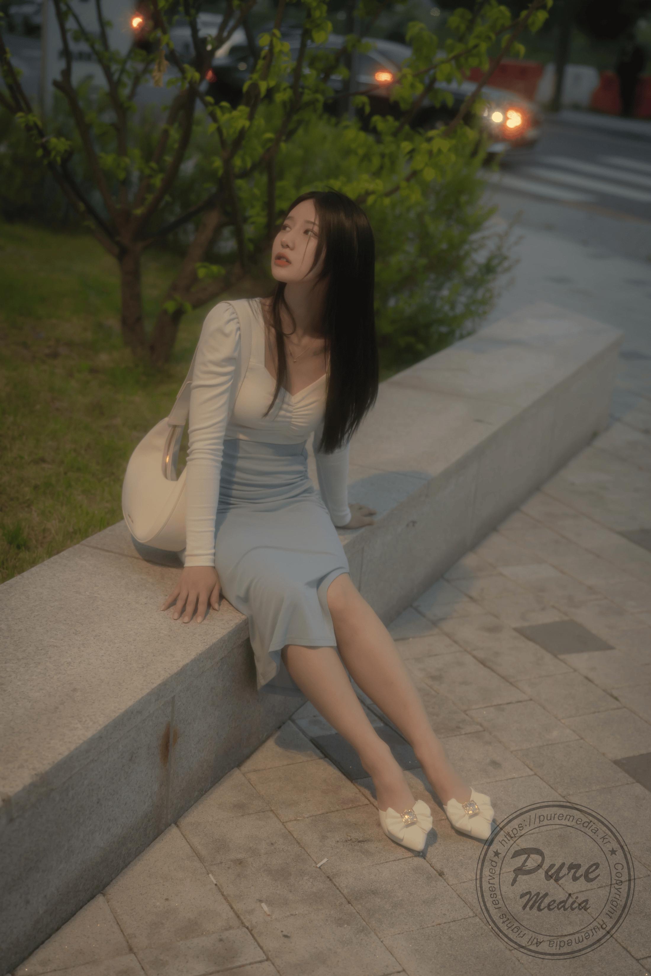 [Pure Media] Vol.244 Yeha (예하) - Kidnapped Basement Office Girl 101P