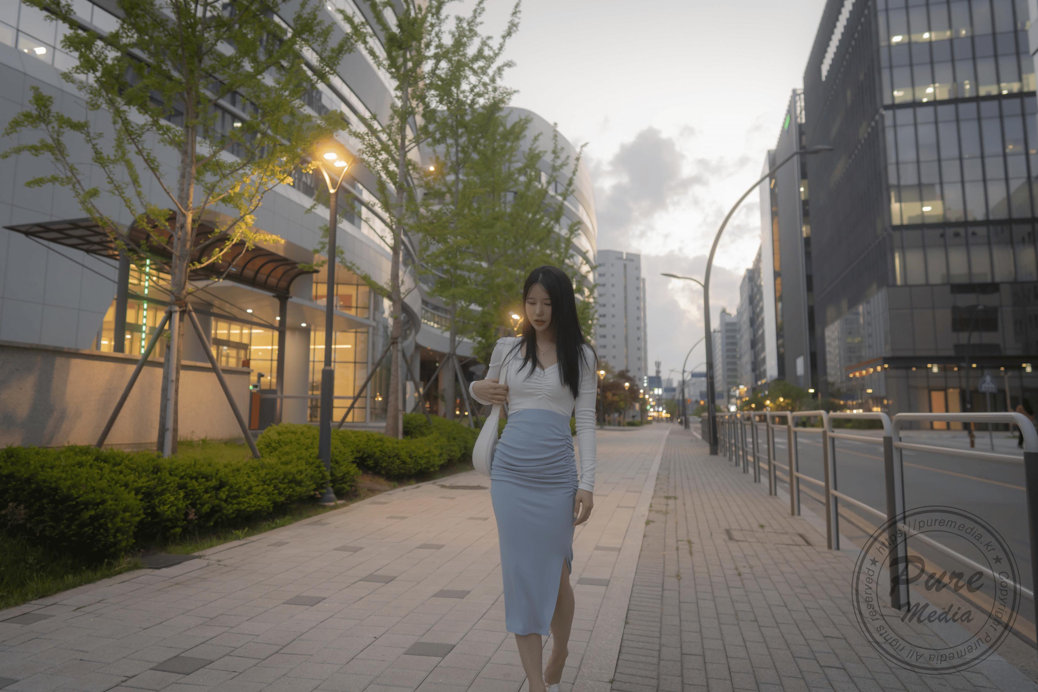 [Pure Media] Vol.244 Yeha (예하) - Kidnapped Basement Office Girl 101P