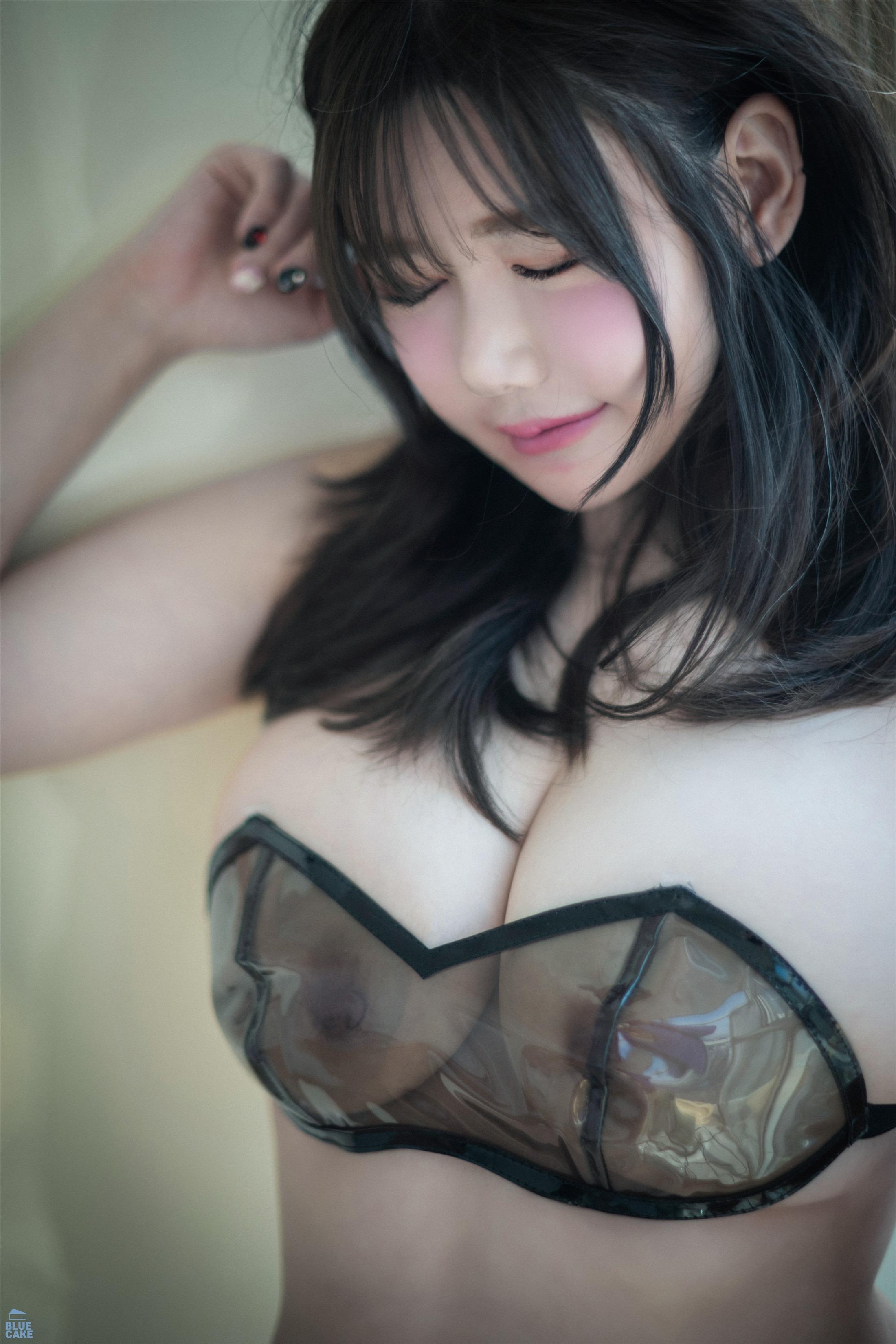 [BLUECAKE] JiSua Vol.05-Nude Bikini_Black RED+ 59p