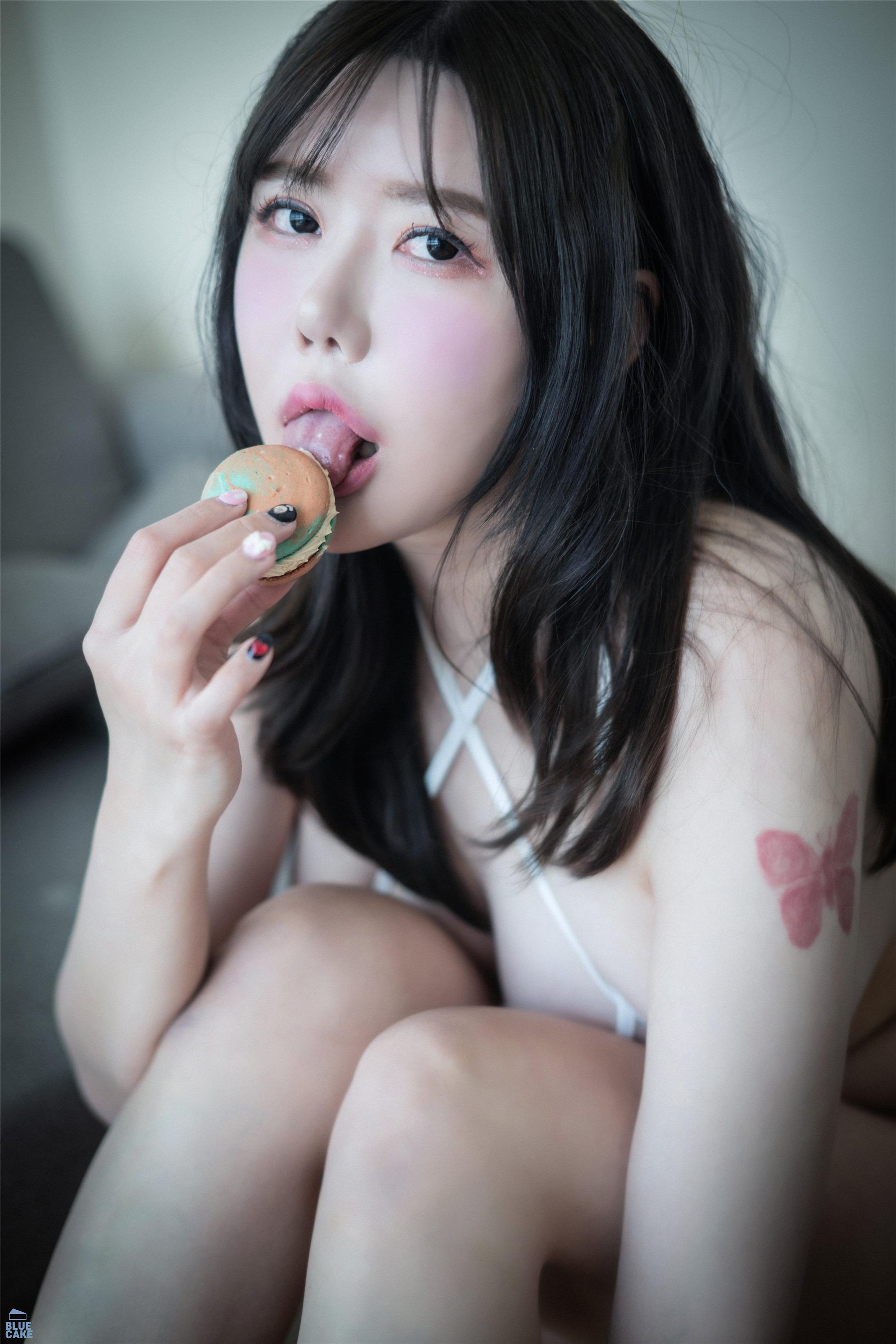 BLUECAKE] JiSua Tập 05 - Bikini Nude_Trắng Đỏ+ 58P