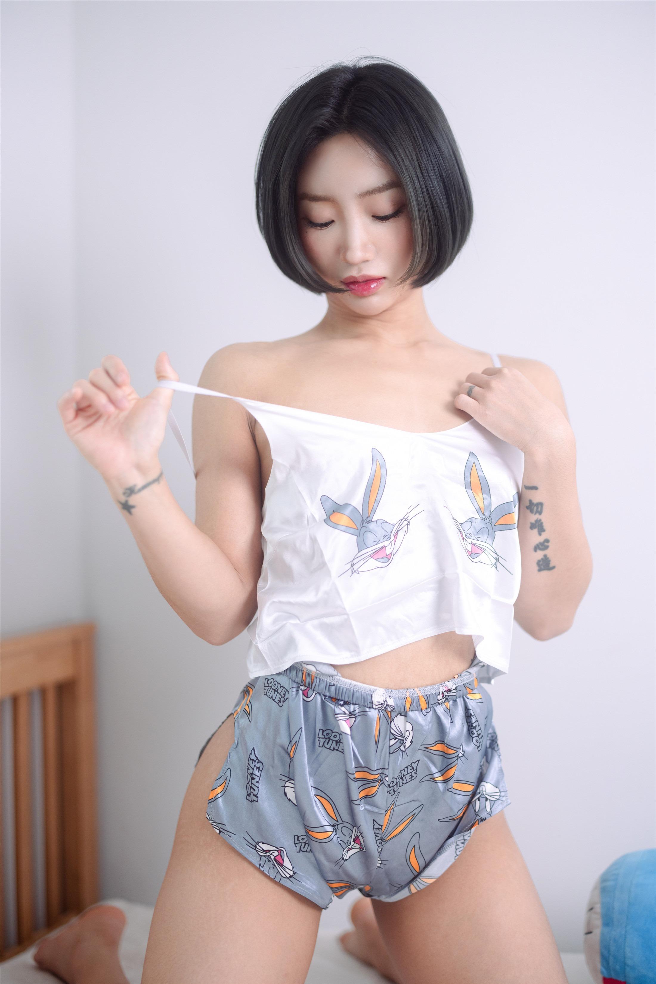 [SWEETBOX] Booty Queen-Vol.01 112p