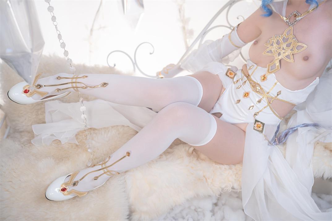 Miao Xiao Ji & Yun Shao - Genshin Bride: Eula & Ganyu 90P