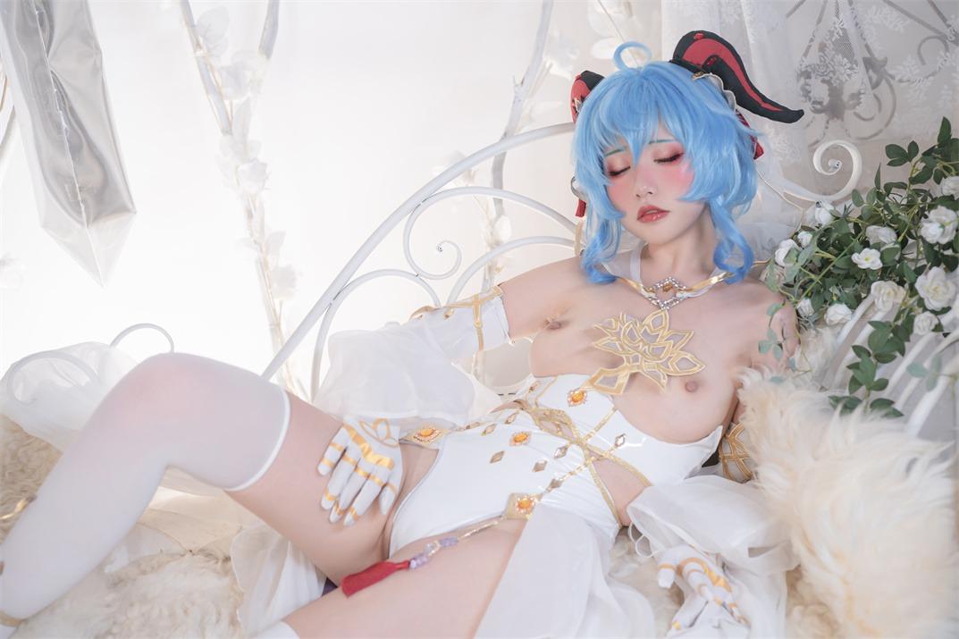 Miao Xiao Ji & Yun Shao - Genshin Bride: Eula & Ganyu 90P