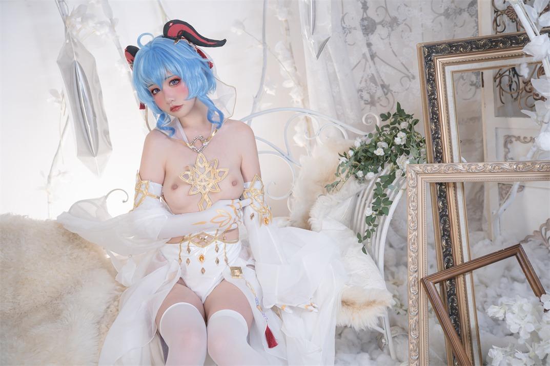Miao Xiao Ji & Yun Shao - Genshin Bride: Eula & Ganyu 90P