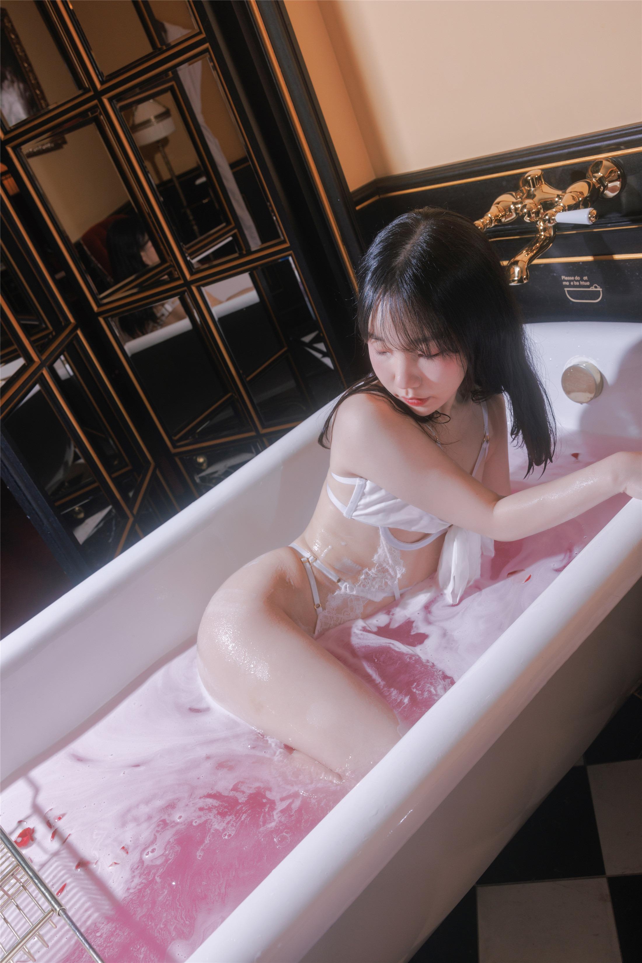 [SWEETBOX] Yeri-36.5 ℃ 01 53P
