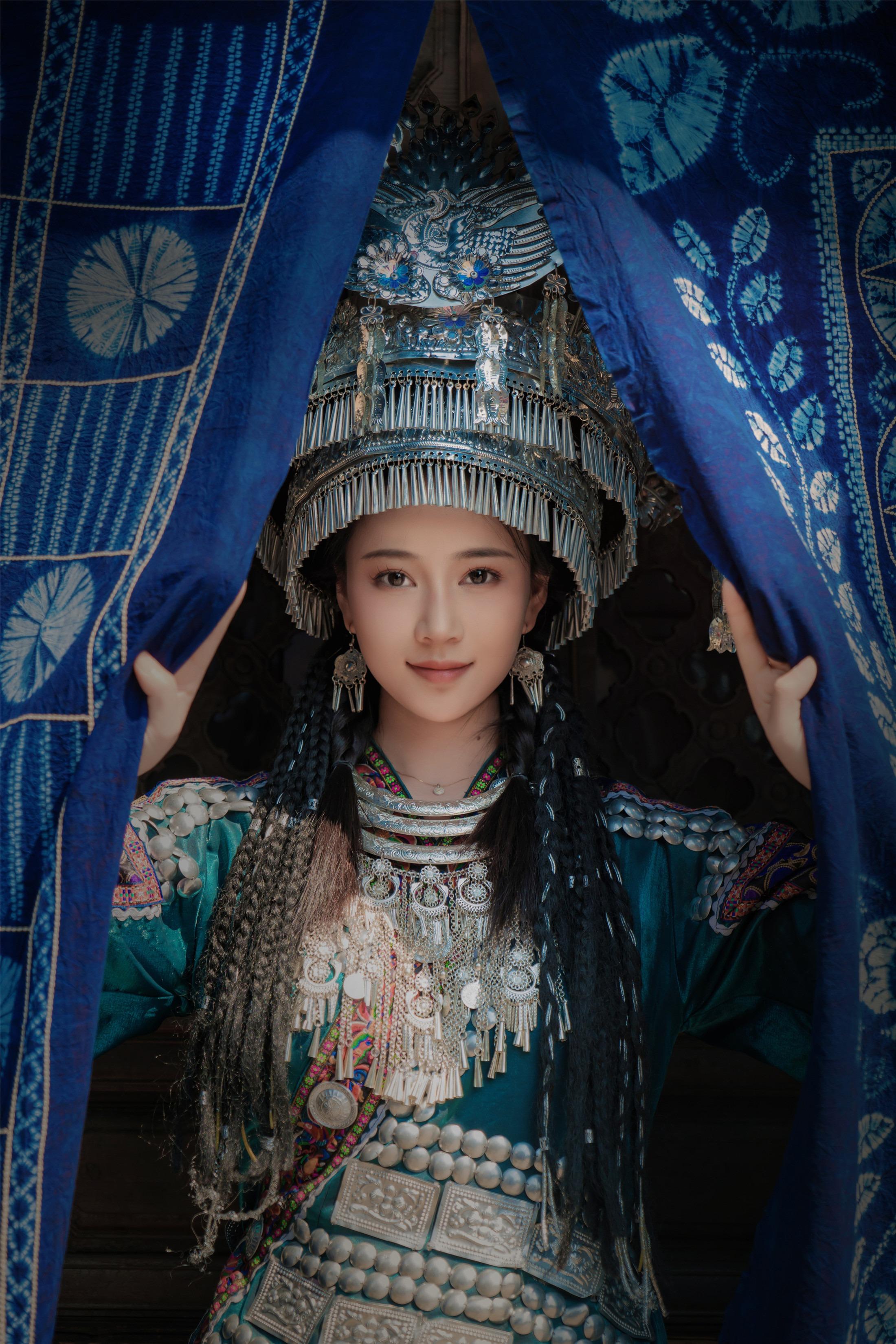 Nian Nian - Miao Border Girl 50P