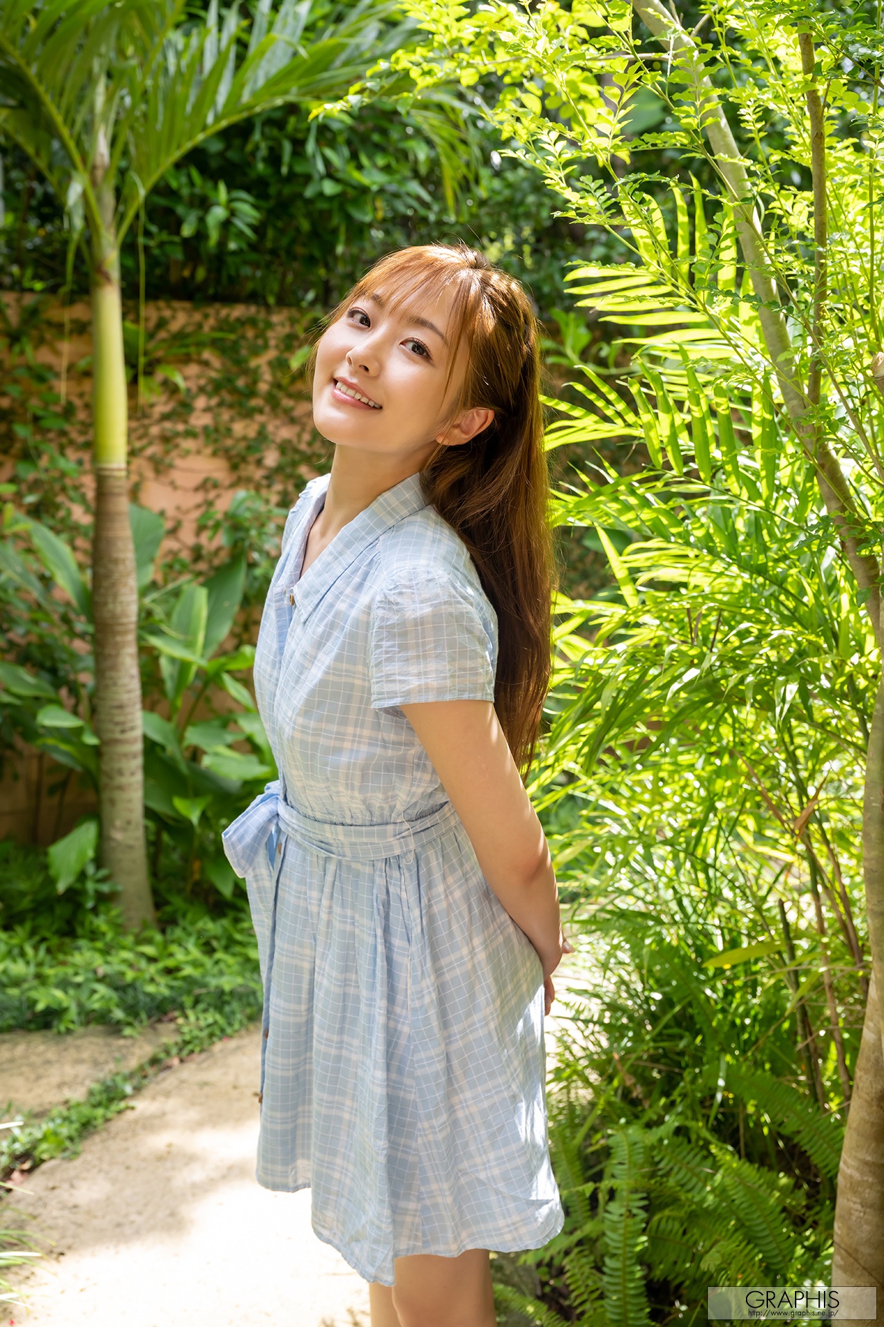[Graphis] Gals – Hikari Aozora 青空ひかり Happy Smile! 141P
