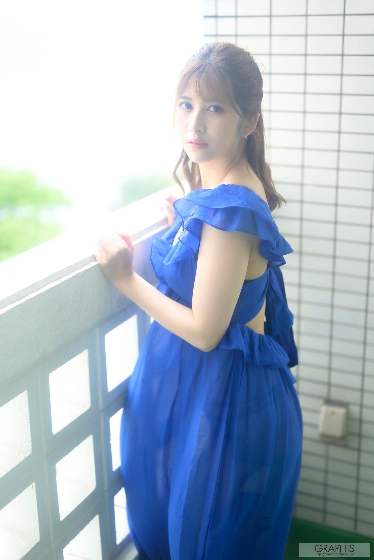 Graphis] Gals – 七森莉莉 Head Over Heels! 141P