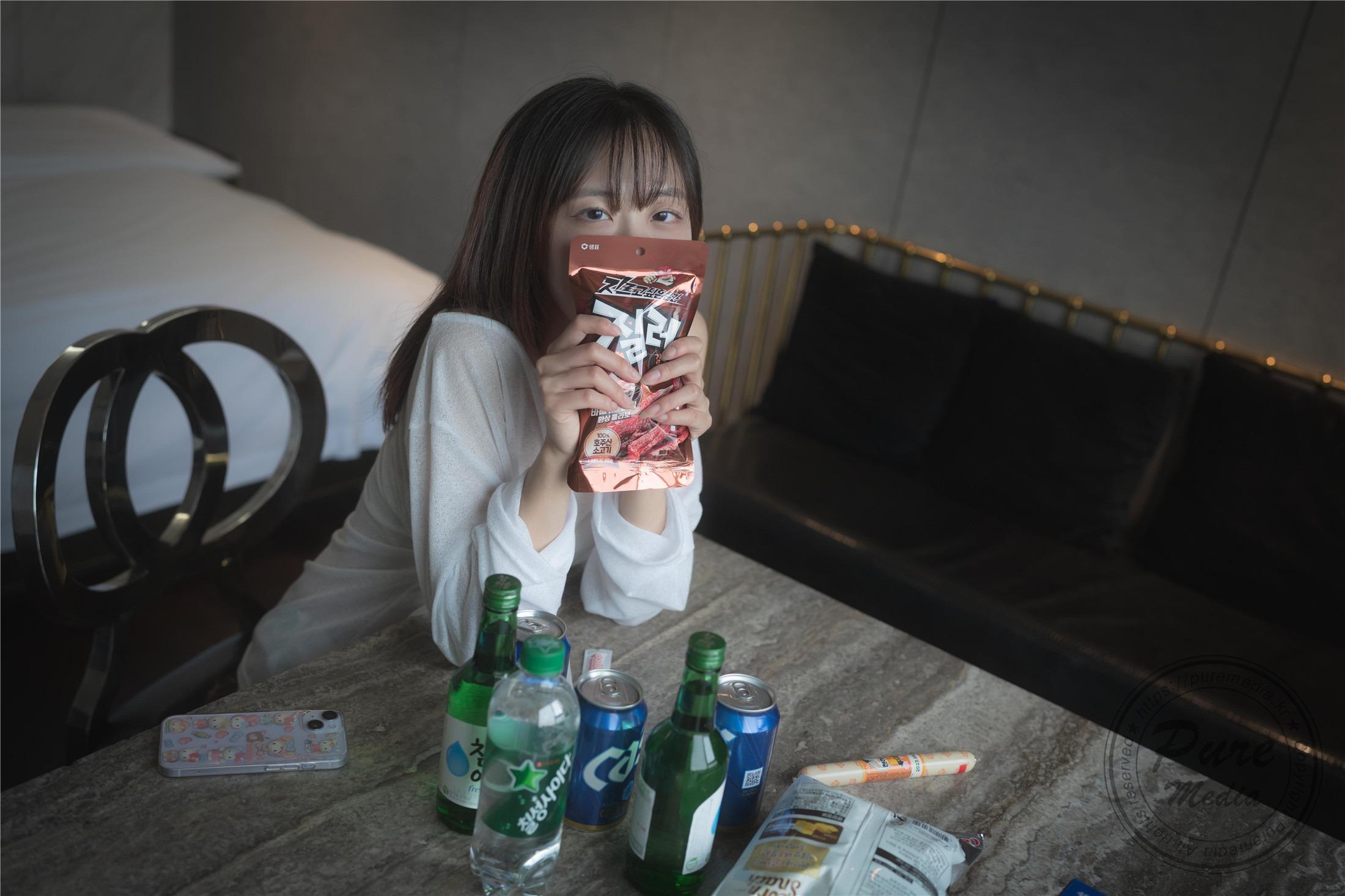 Pure Media Vol.245 Hina Gravure 185P