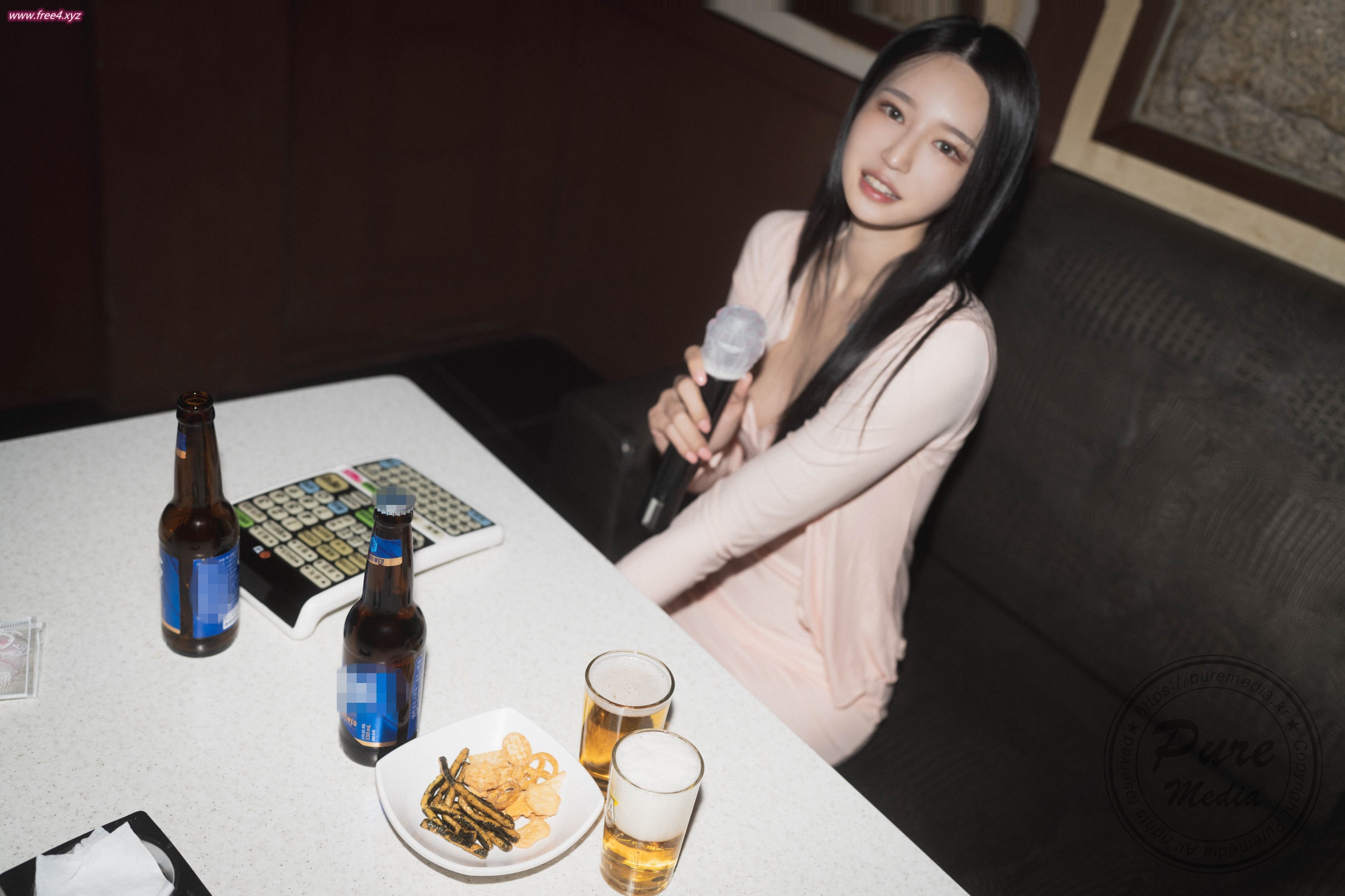 Pure Media] Vol.234 Yeha (예하) - 卡拉OK 變態 應召女郎