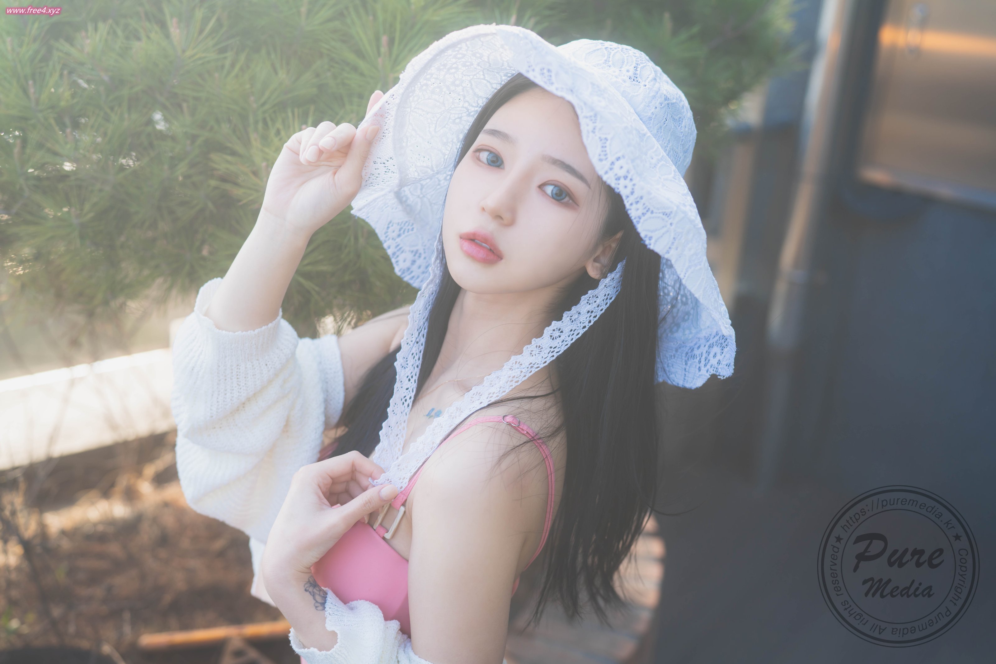Pure Media] Vol.239 葉哈 (예하) - 泳池別墅 Sxx 假期