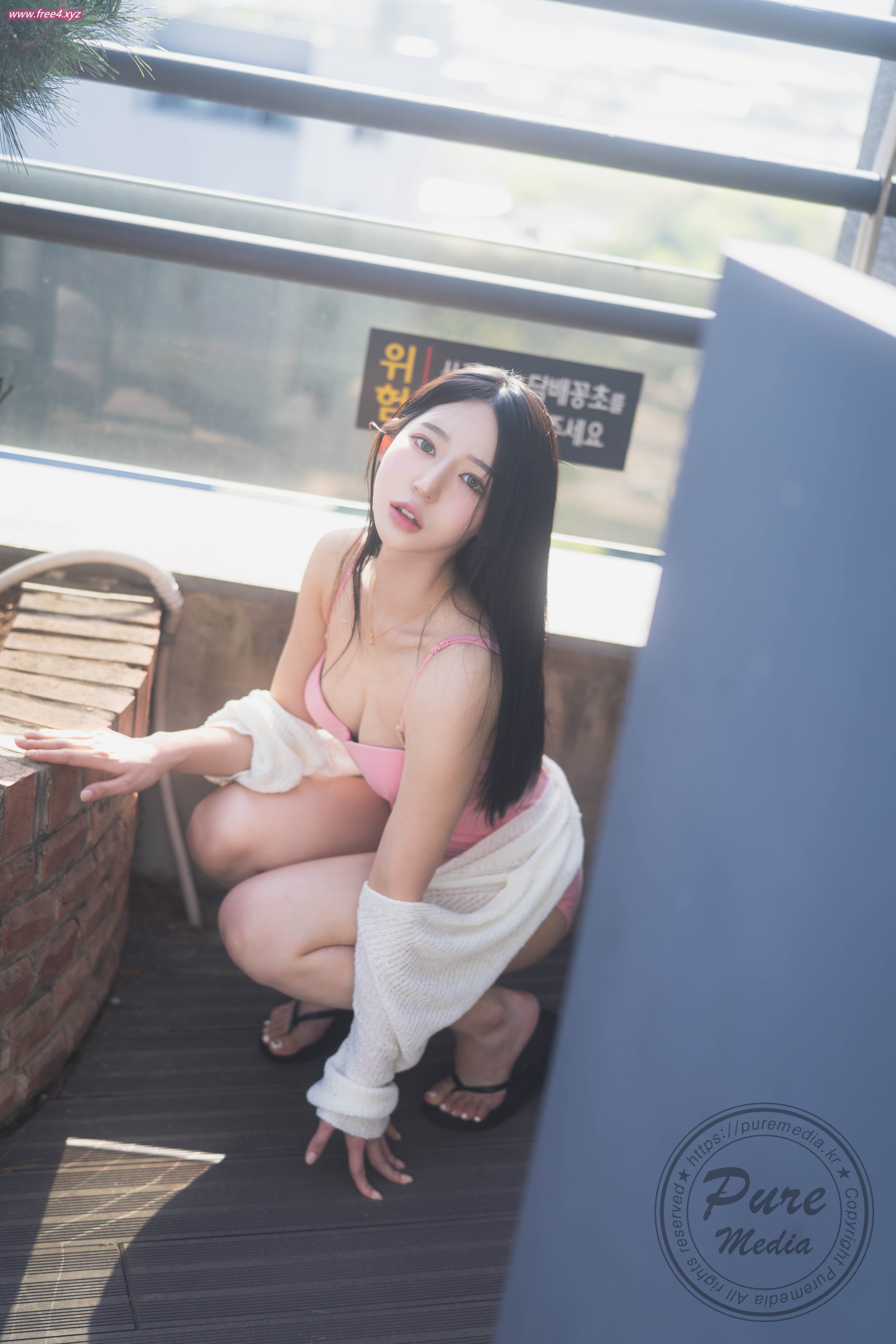 Pure Media] Vol.239 葉哈 (예하) - 泳池別墅 Sxx 假期