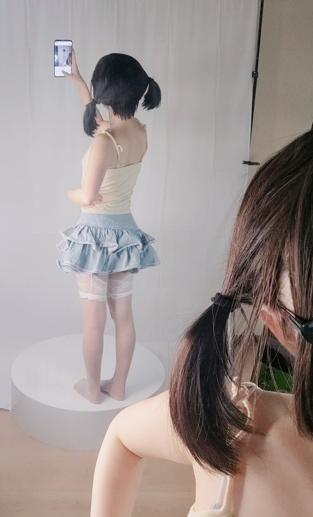 Kanzawa Eiri No.004 綾ケーキスカート吊りソックス 22P