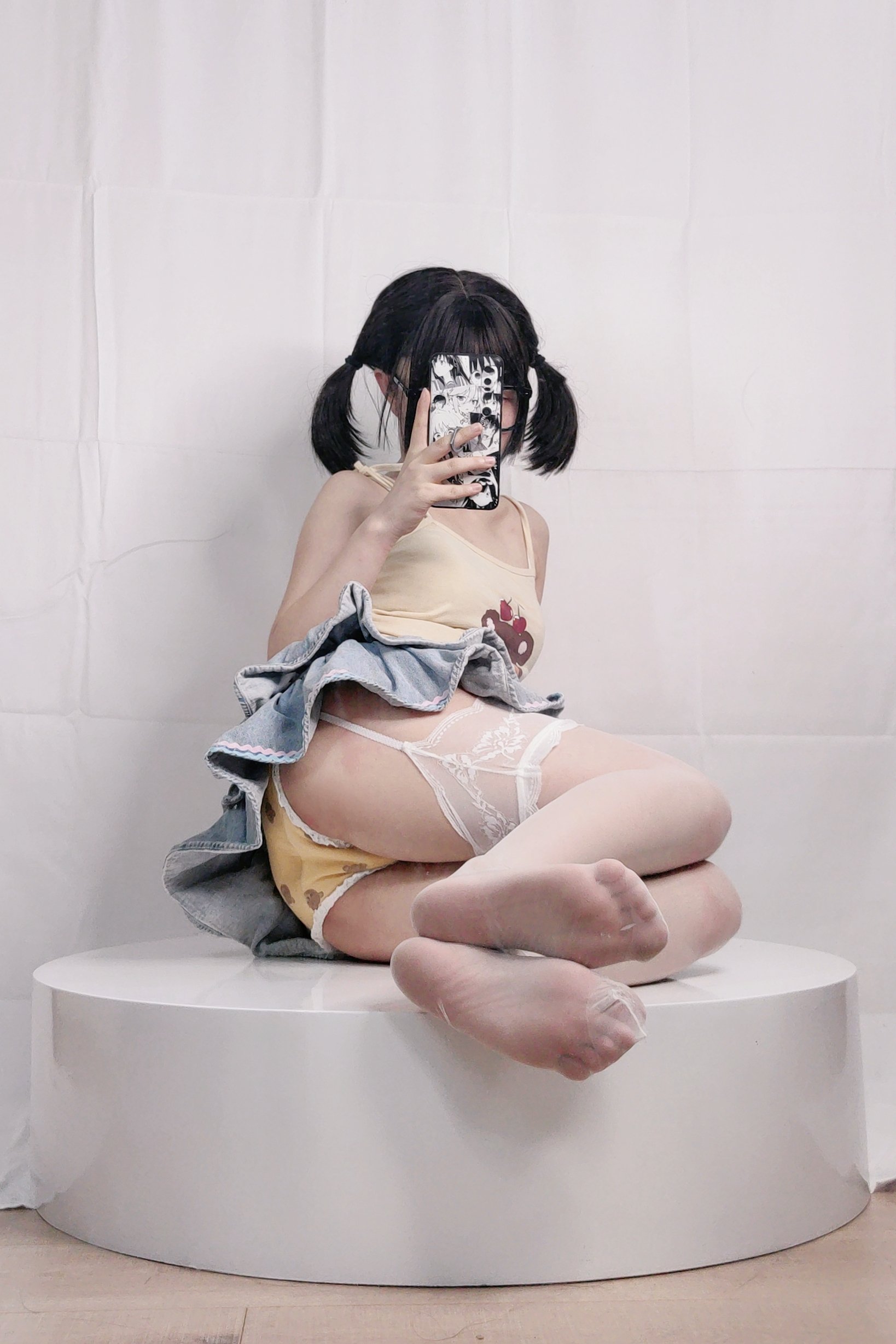 Kanzawa Eiri No.004 Aya Cake Skirt Stockings Photo Set 22P
