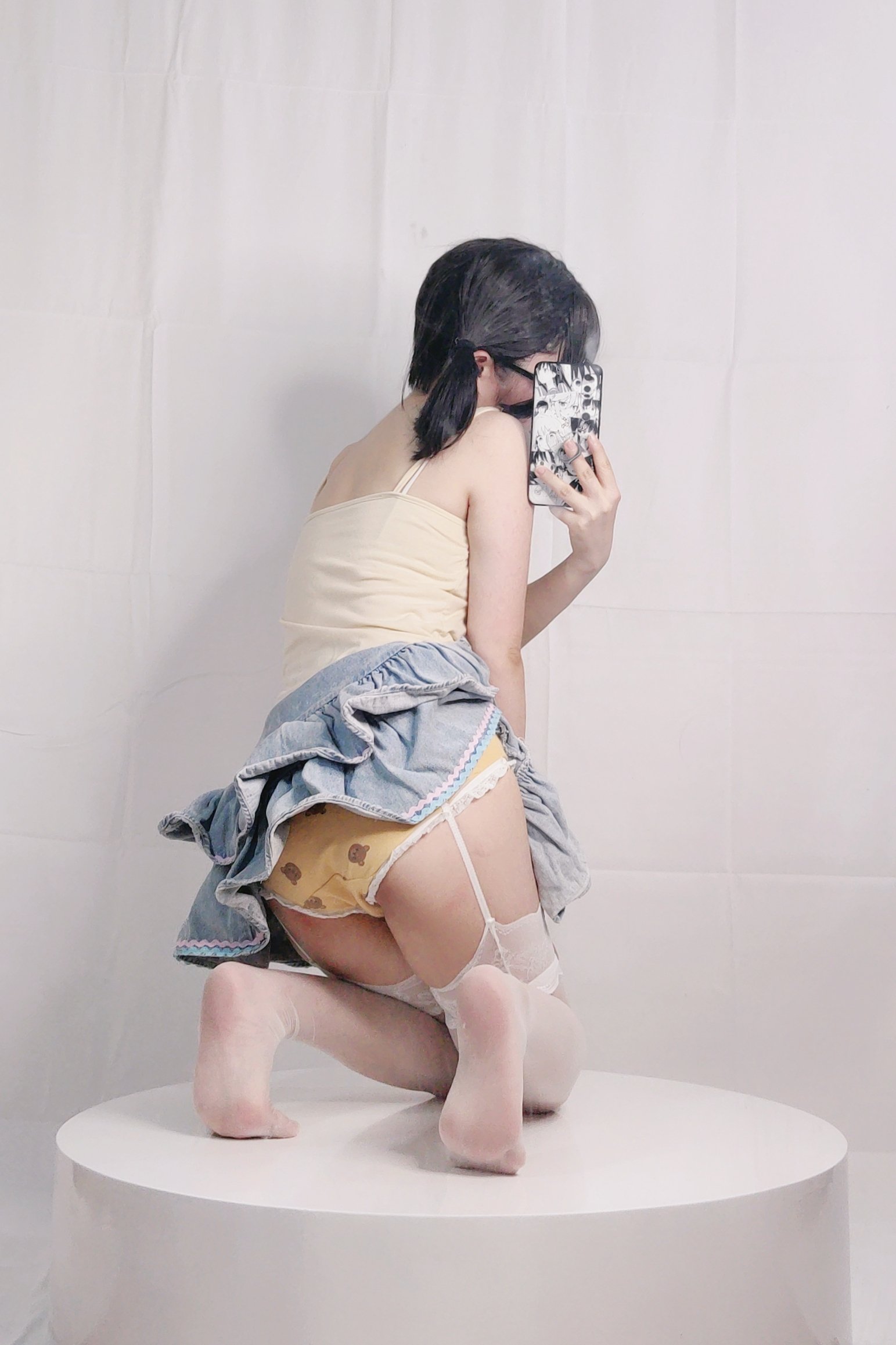Kanzawa Eiri No.004 Aya Cake Skirt Stockings Photo Set 22P